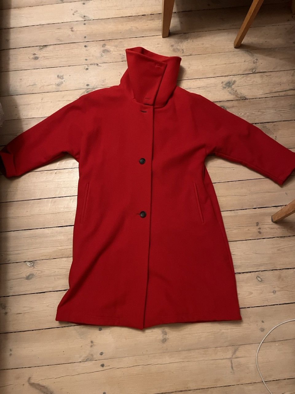 image of Kashmere- Wollen Coat Akris, Size M in Red, Women's