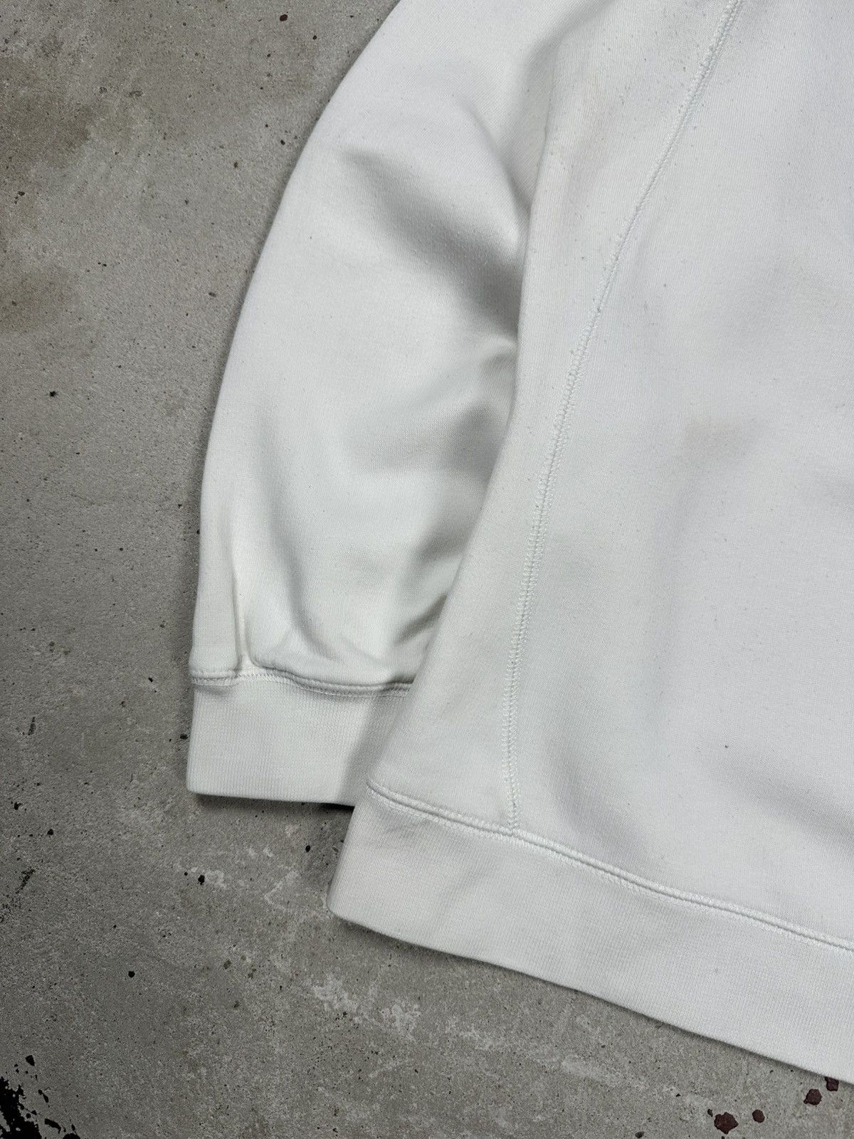 Nike × Vintage Vintage Y2K Nike White Center Big Swoosh Crewneck Size US S / EU 44-46 / 1 - 3 Thumbnail