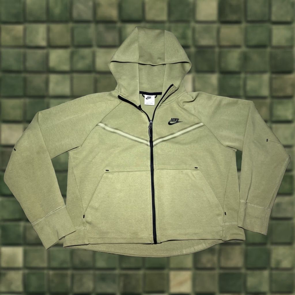 Nike Nike Sportswear Windrunner Womens Full-Zip Hoodie Green S CW4298-334 Size S / US 4 / IT 40 - 1 Thumbnail