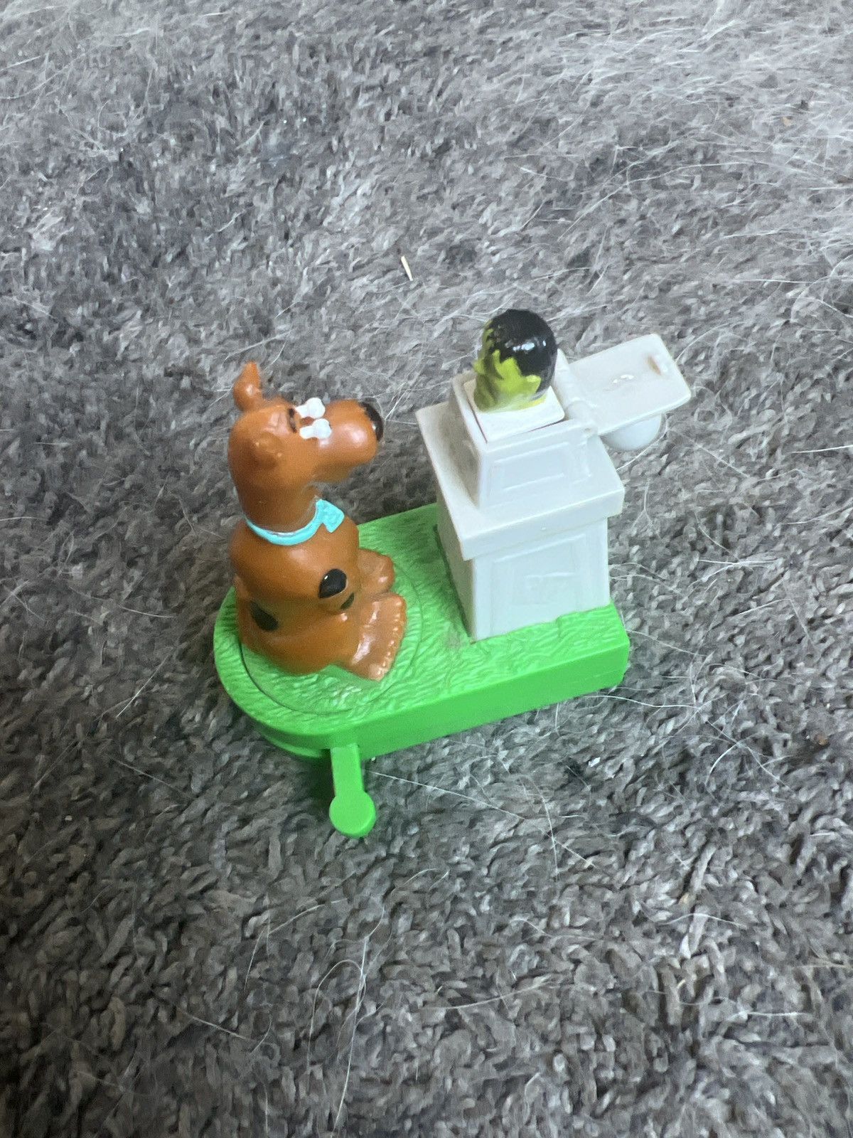 Vintage 2000 Scooby-Doo! Hanna-Barbera F. Stein Figure Size ONE SIZE - 1 Thumbnail