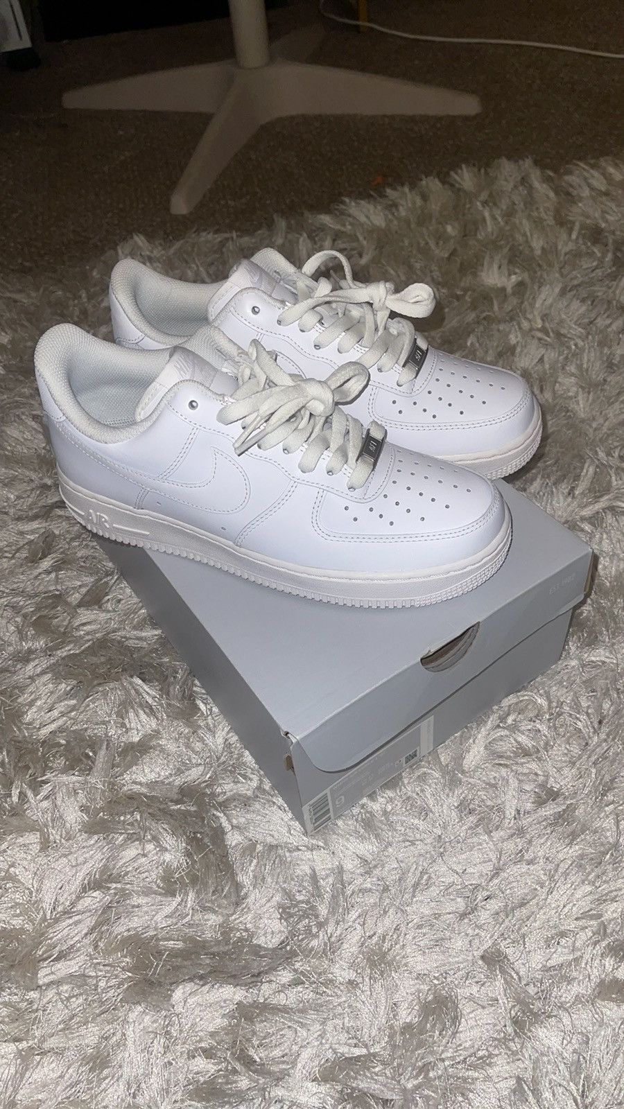 Nike Women’s Air Force 1 ‘07 Size US 9 / IT 39 - 4 Thumbnail