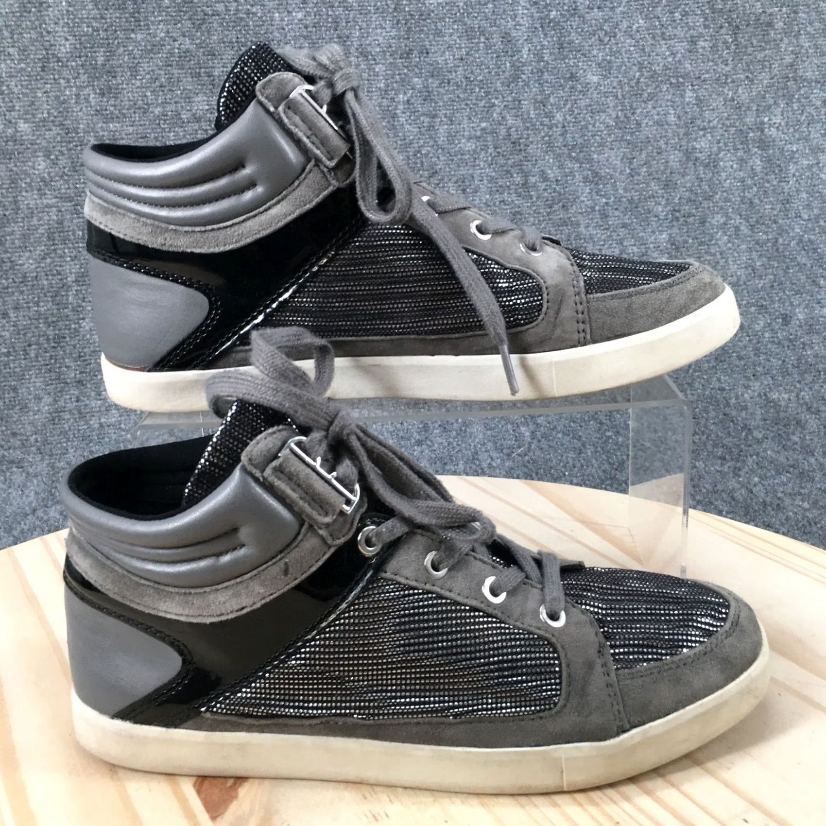 Calvin Klein Calvin Klein Shoes Womens High Top Sneakers Metallic Gray Suede Lace Up 8.5 39 US 8.5 UK 6 Mens Womens Girls Boys? Size M / US 6-8 / IT 42-44 - 2 Thumbnail