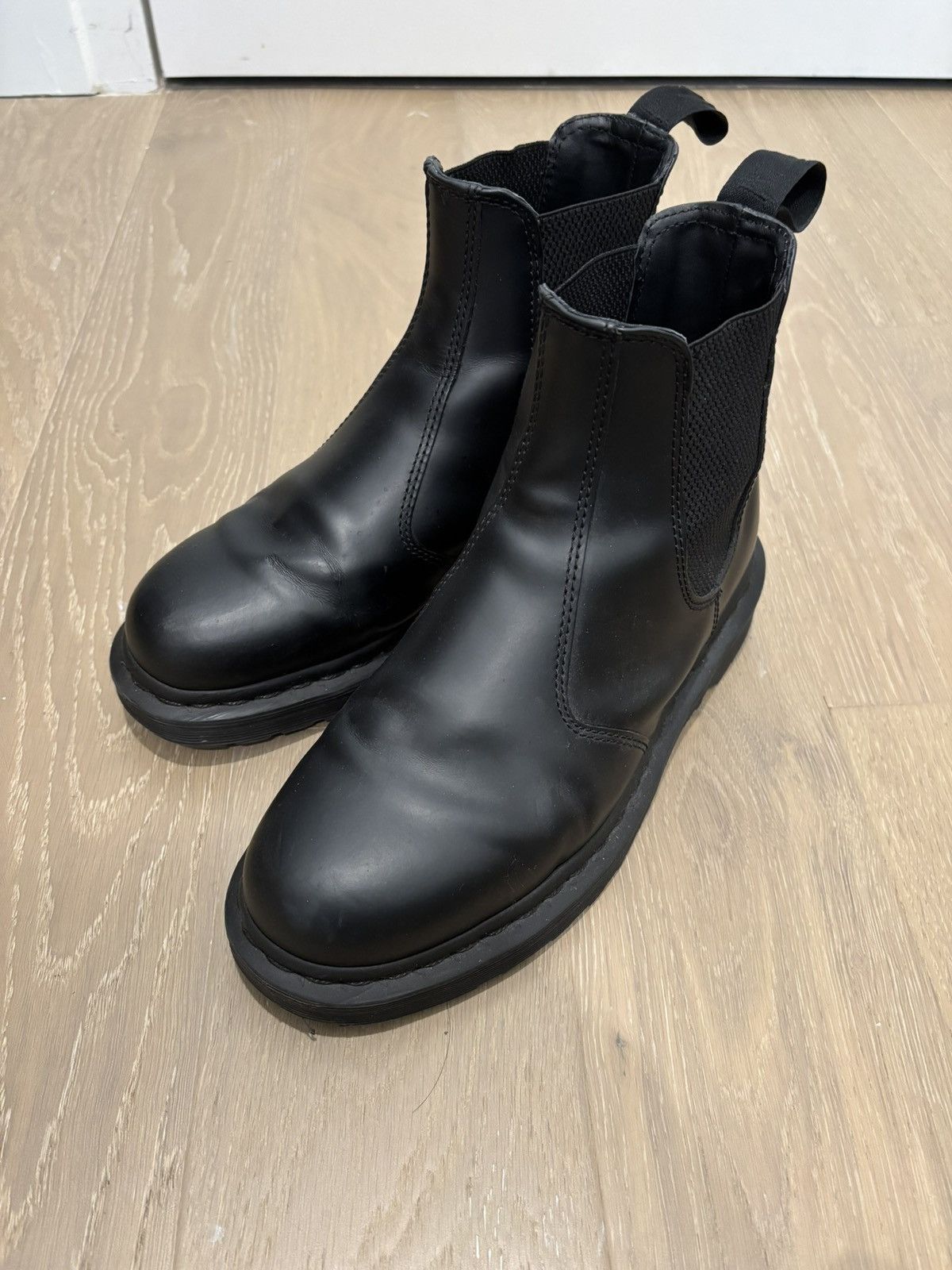 dr. martens chelsea boots