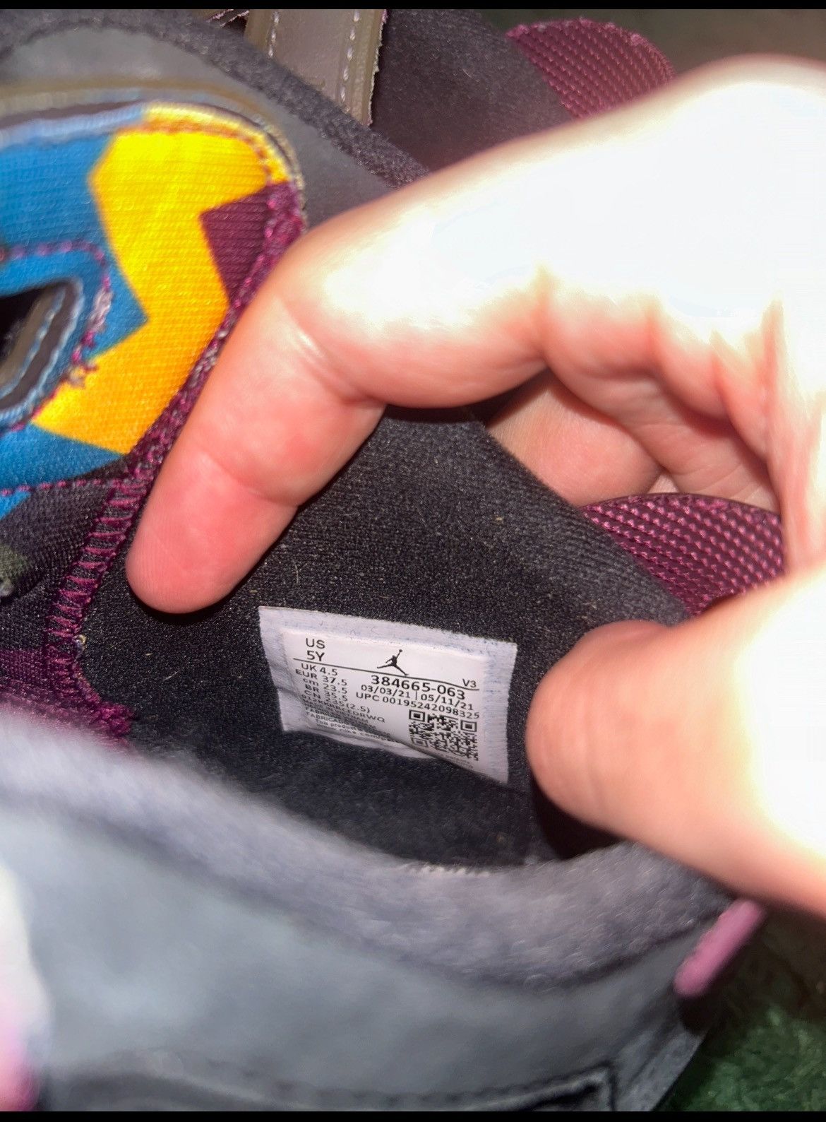 Jordan Brand Size 5 - Jordan 6 Bordeaux Size US 5 / EU 37 - 8 Thumbnail