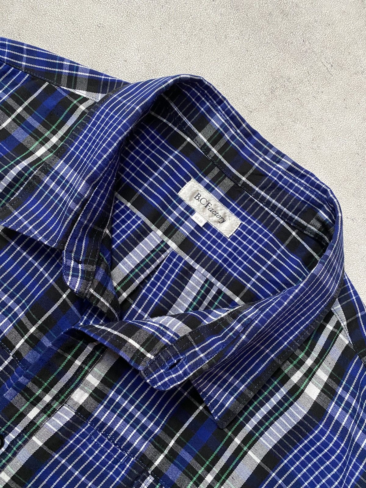 Japanese Brand B.C Factory Plaid Flannel Multipocket L/S Outershirt Size US L / EU 52-54 / 3 - 11 Thumbnail