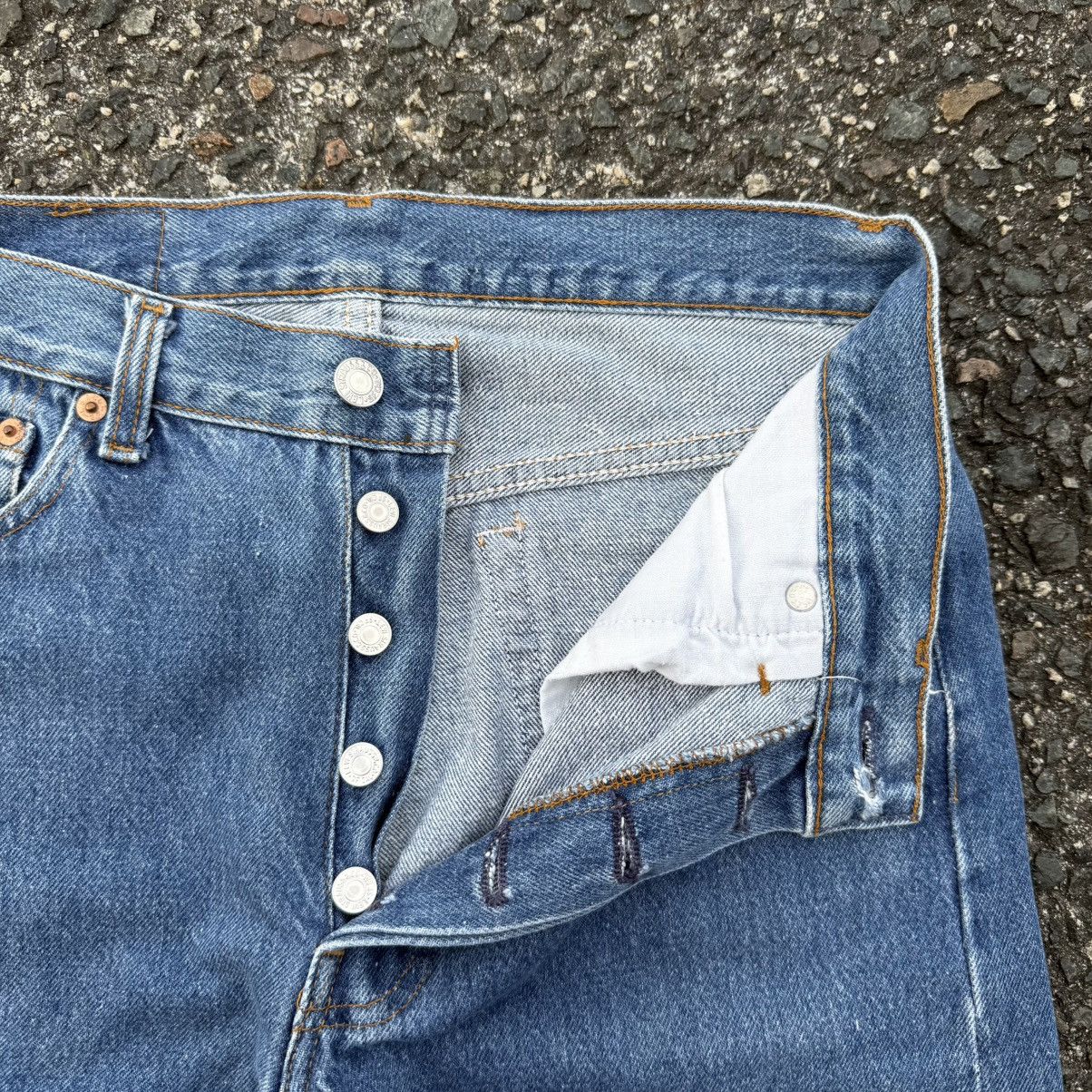 Levi's Vintage Clothing W30 VINTAGE LEVI'S 501 USA BLUE JEAN DENIM PANTS Size US 30 / EU 46 - 6 Thumbnail