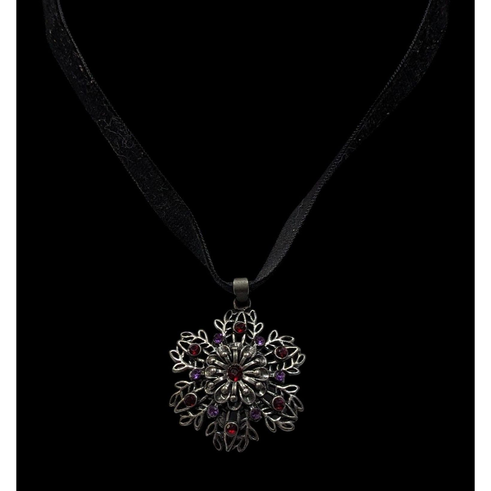 Other Whimsygoth Floral Rhinestone Beaded Pendant Necklace Size ONE SIZE - 2 Thumbnail