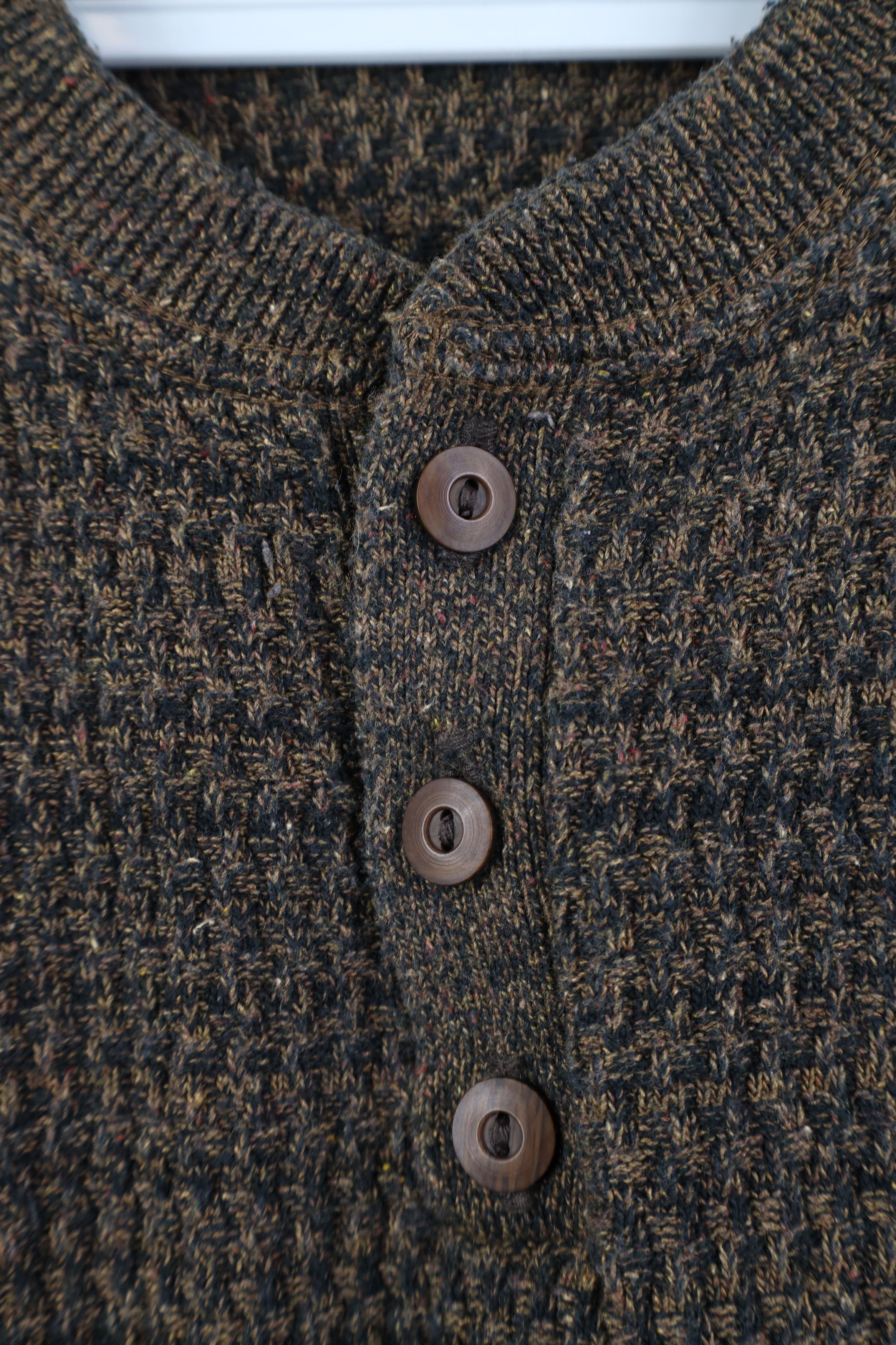 Vintage Vintage 90s Streetwear Ribbed Knit Henley Sweater Brown Size US XL / EU 56 / 4 - 5 Thumbnail