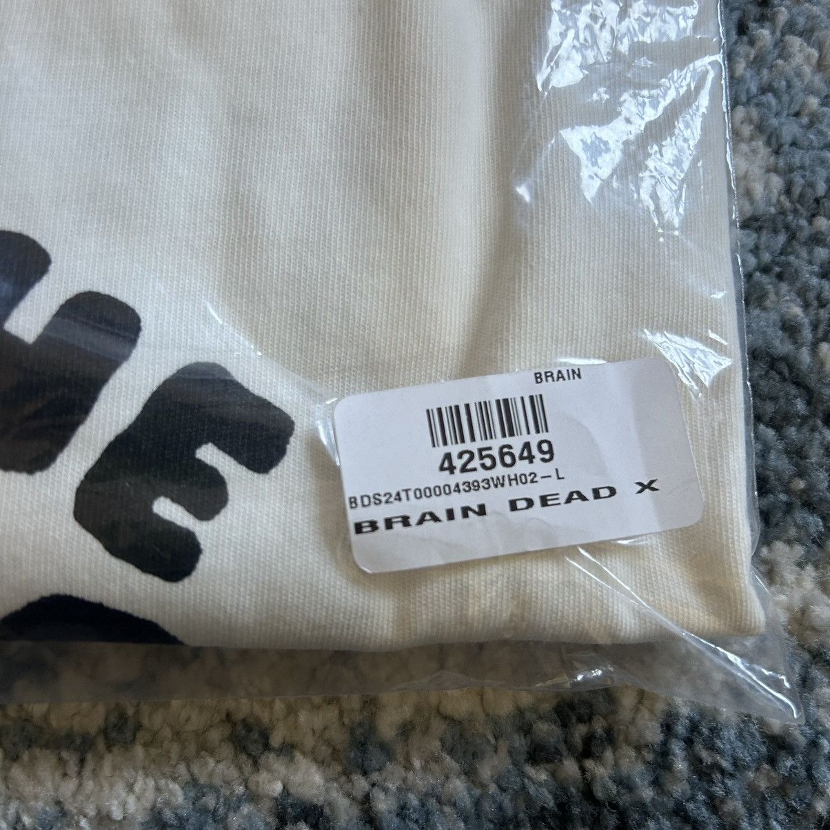 Brain Dead THE BiG LEBOWSKi BATHROOM BREAK TEE RUG PiSS COEN BROTHERS Size US L / EU 52-54 / 3 - 5 Thumbnail
