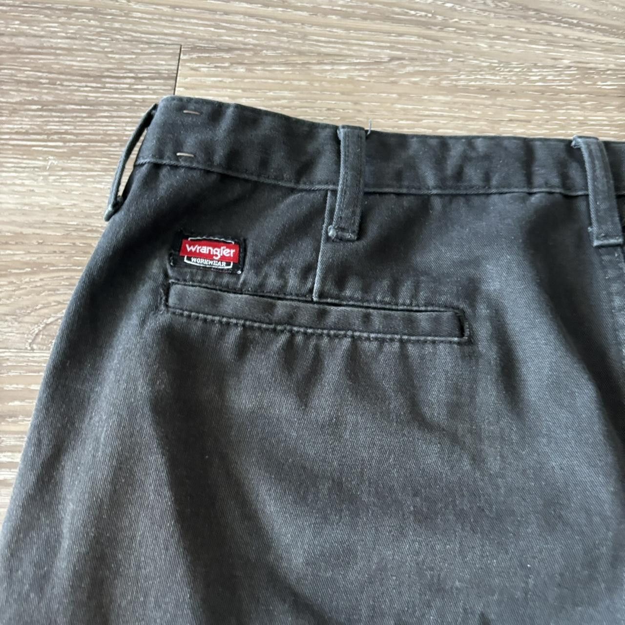 Vintage Crazy Vintage Y2K/2000s Baggy Faded Black Workwear Skater Style Cargo Pants! 36x30 Size US 36 / EU 52 - 7 Thumbnail