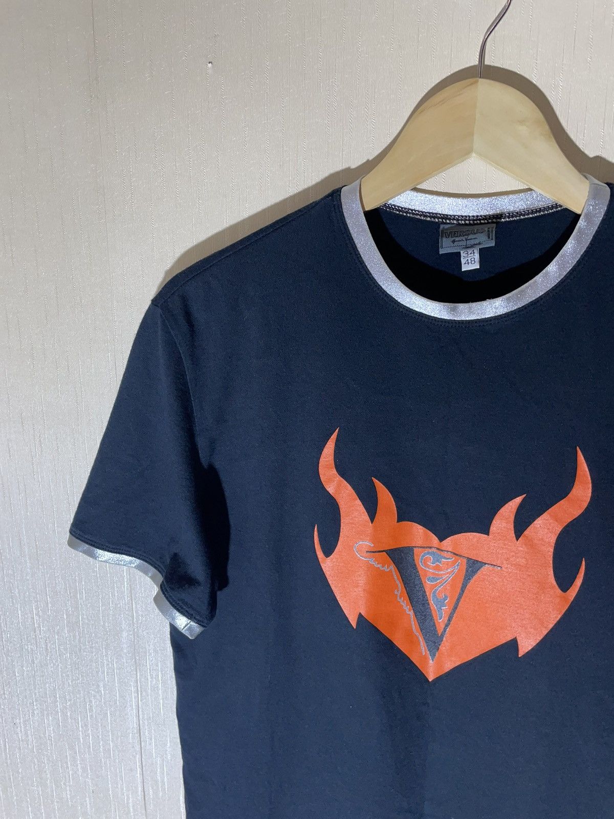 Versace × Vintage Gianni Versace Versus rare vintage T shirt Size US M / EU 48-50 / 2 - 5 Thumbnail
