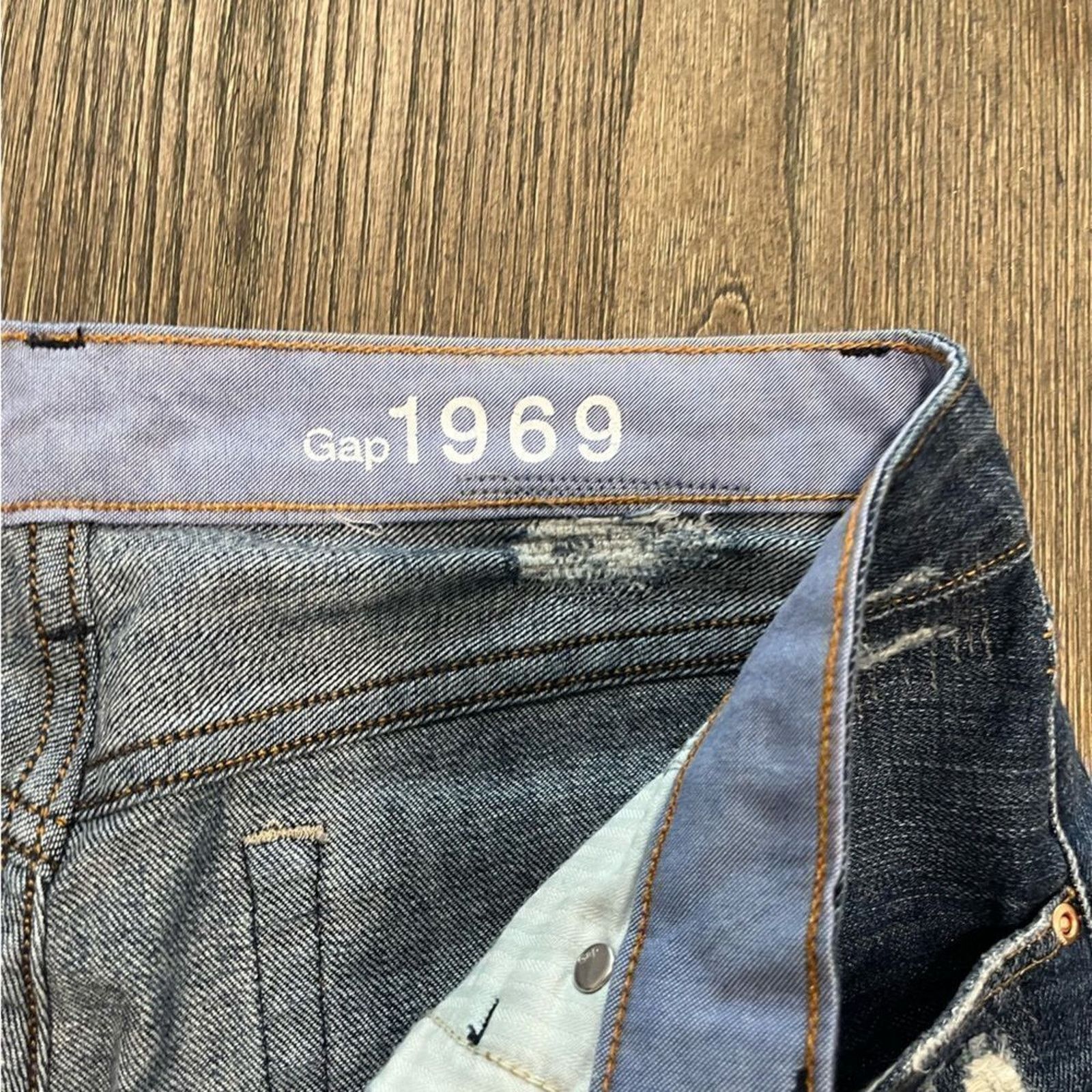 Gap Gap Boyfriend Denim Capris Rolled Cuff Distressed Size 28/6 Size 28" / US 6 / IT 42 - 6 Thumbnail