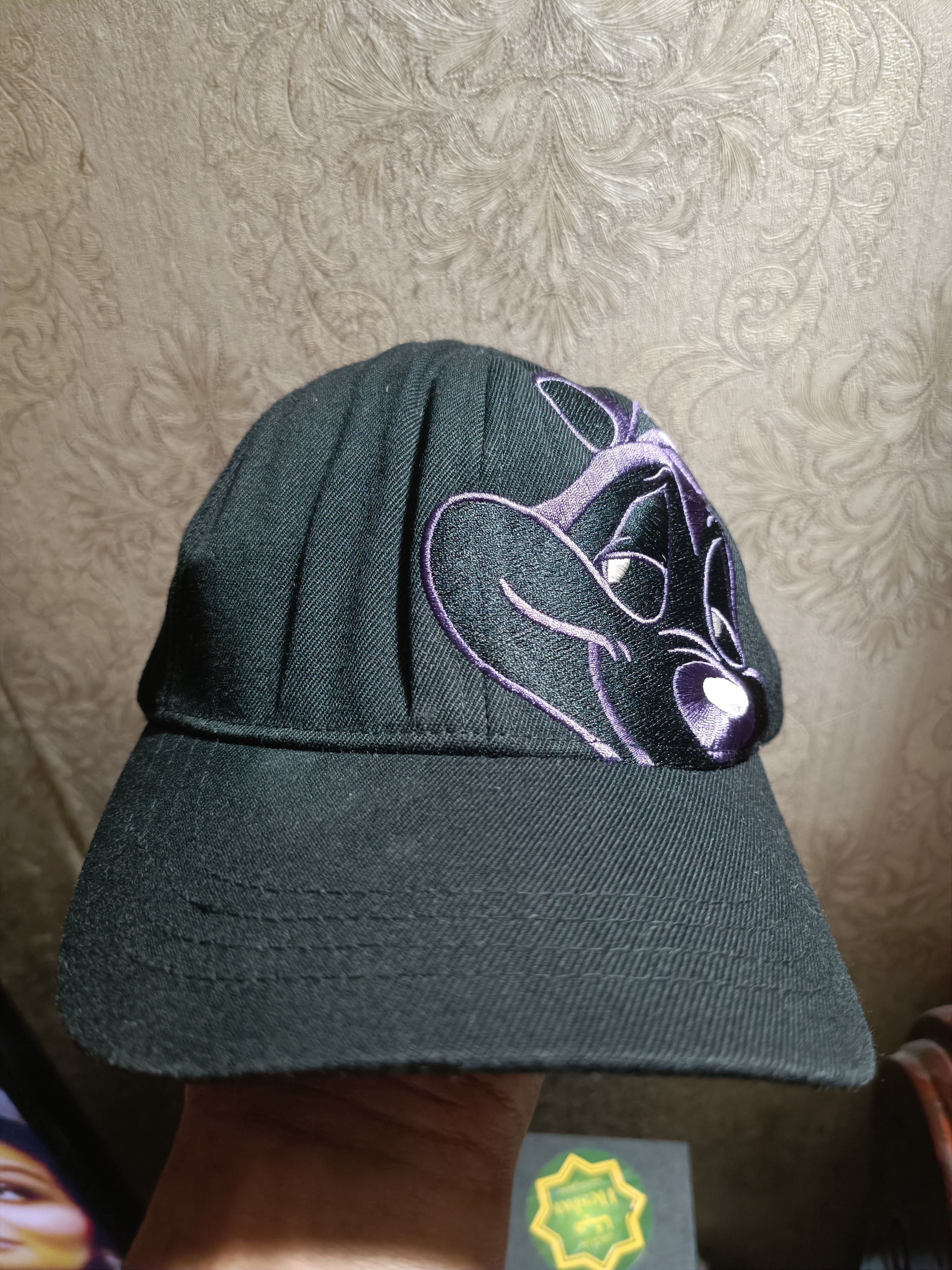 Anime Vintage Looney Tunes TM & ©Warner Bros X Spris (s12) Cap Size ONE SIZE - 1 Thumbnail