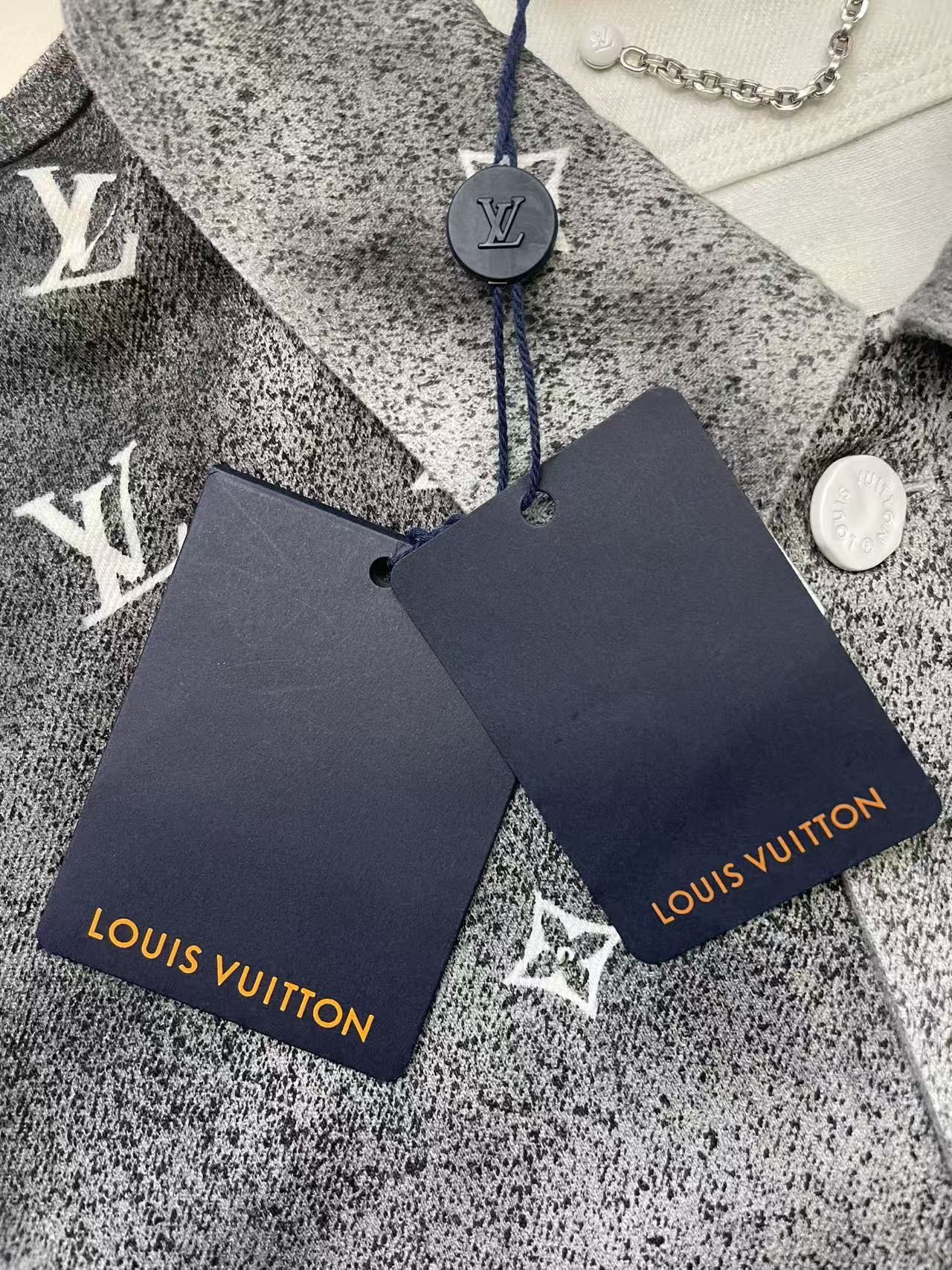 Louis Vuitton Louis Vuitton Gradient Snowfall Monogram Jacket Size US L / EU 52-54 / 3 - 4 Thumbnail