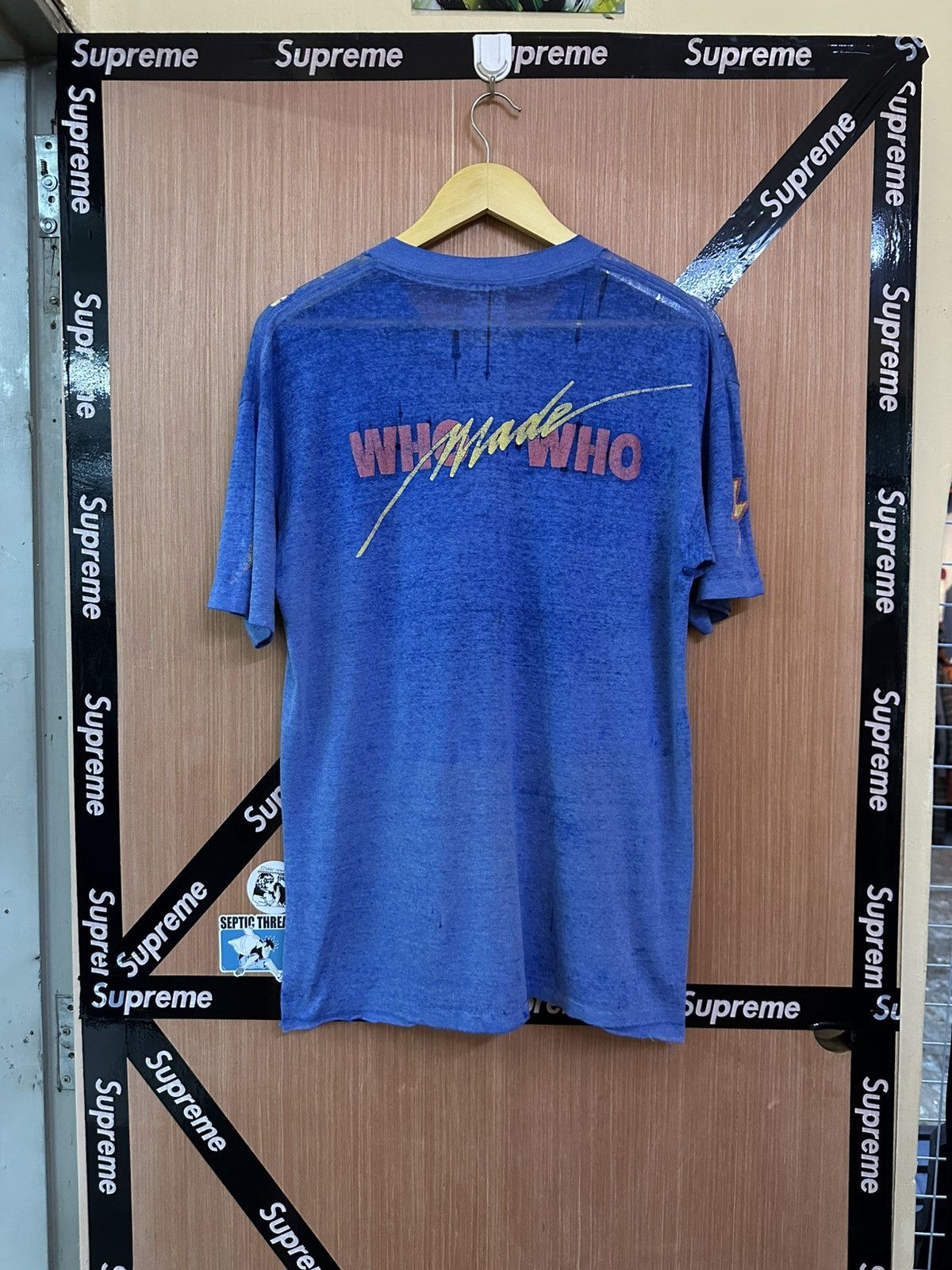 Band Tees Veryrare Vintage 80's ACDC Rock Band US Tour Tees Size US M / EU 48-50 / 2 - 2 Thumbnail
