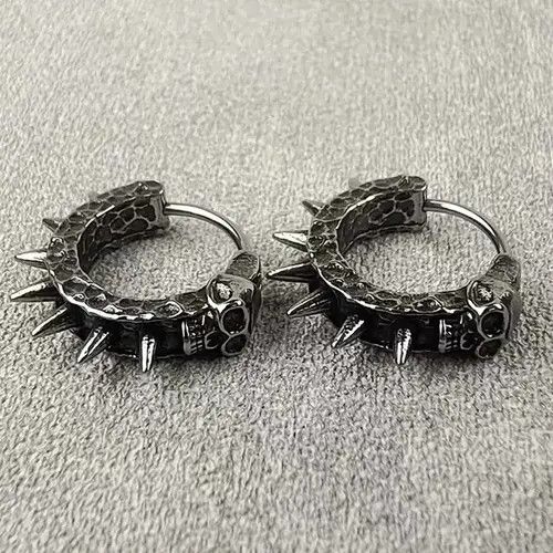 Other Black Skull Rivet Earrings Size ONE SIZE - 2 Thumbnail