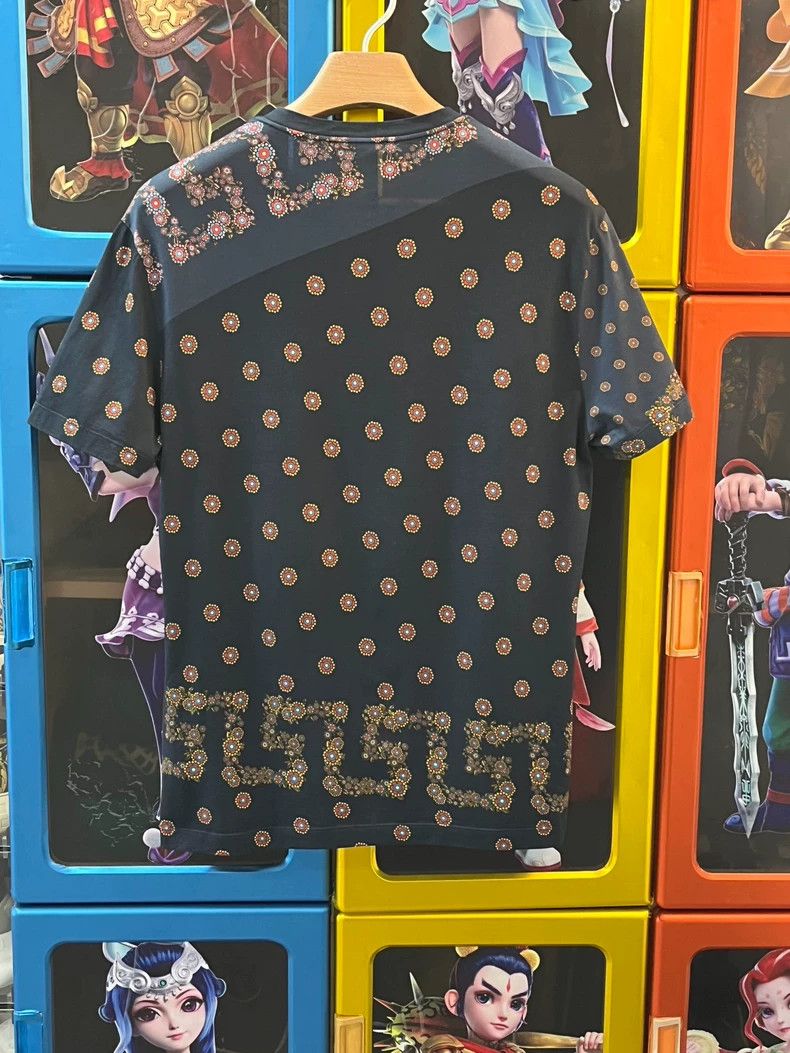 Versace Versace Printed T-shirts Size US L / EU 52-54 / 3 - 2 Thumbnail