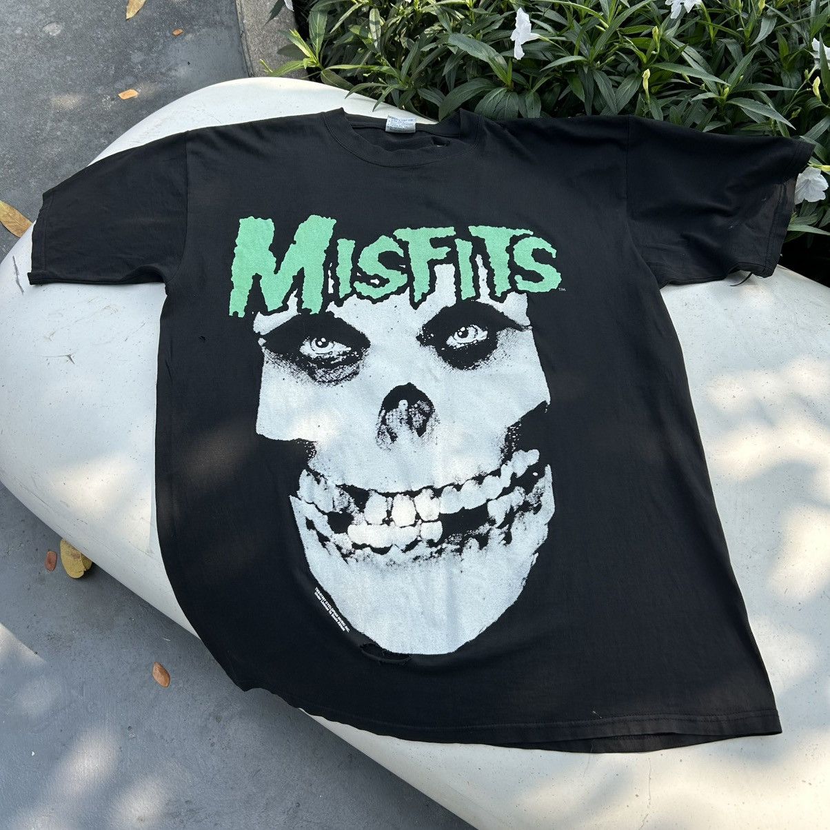 Band Tees Misfits 1997 vintage dry rot Size US XL / EU 56 / 4 - 1 Thumbnail