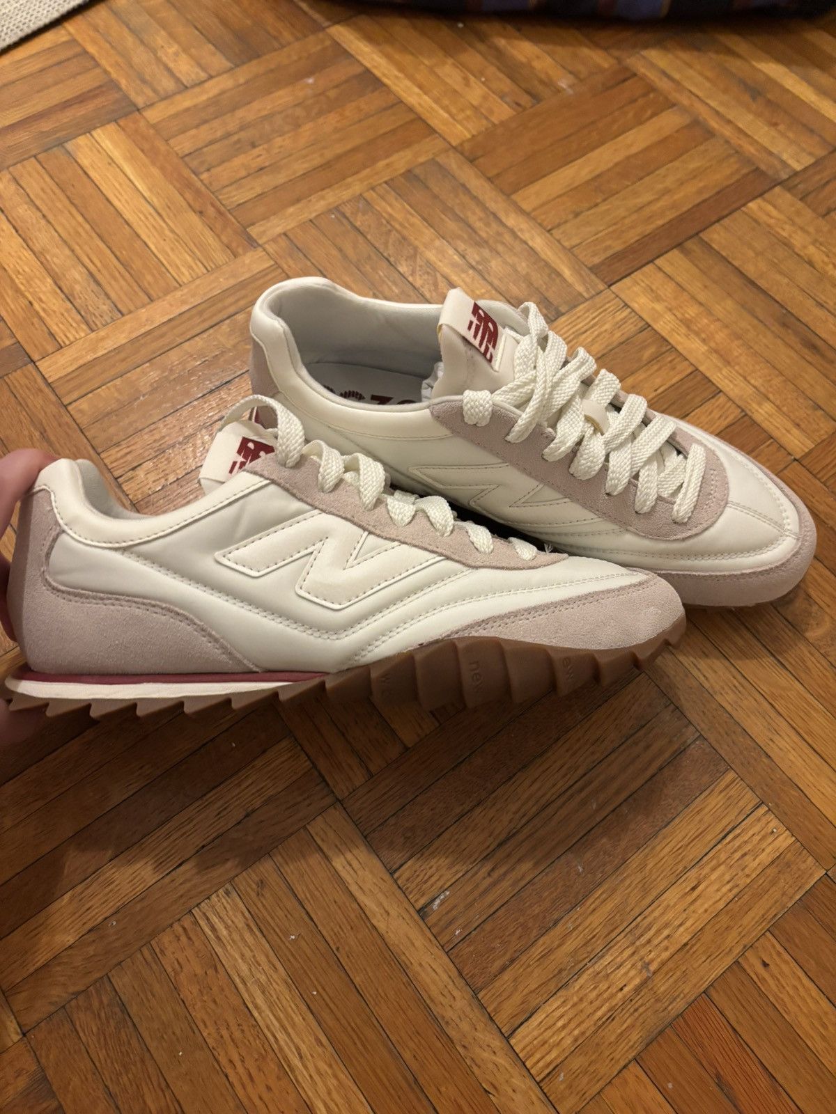 New Balance New Balance RC30 Moonbeam Gum Size US 9.5 / EU 42-43 - 3 Thumbnail
