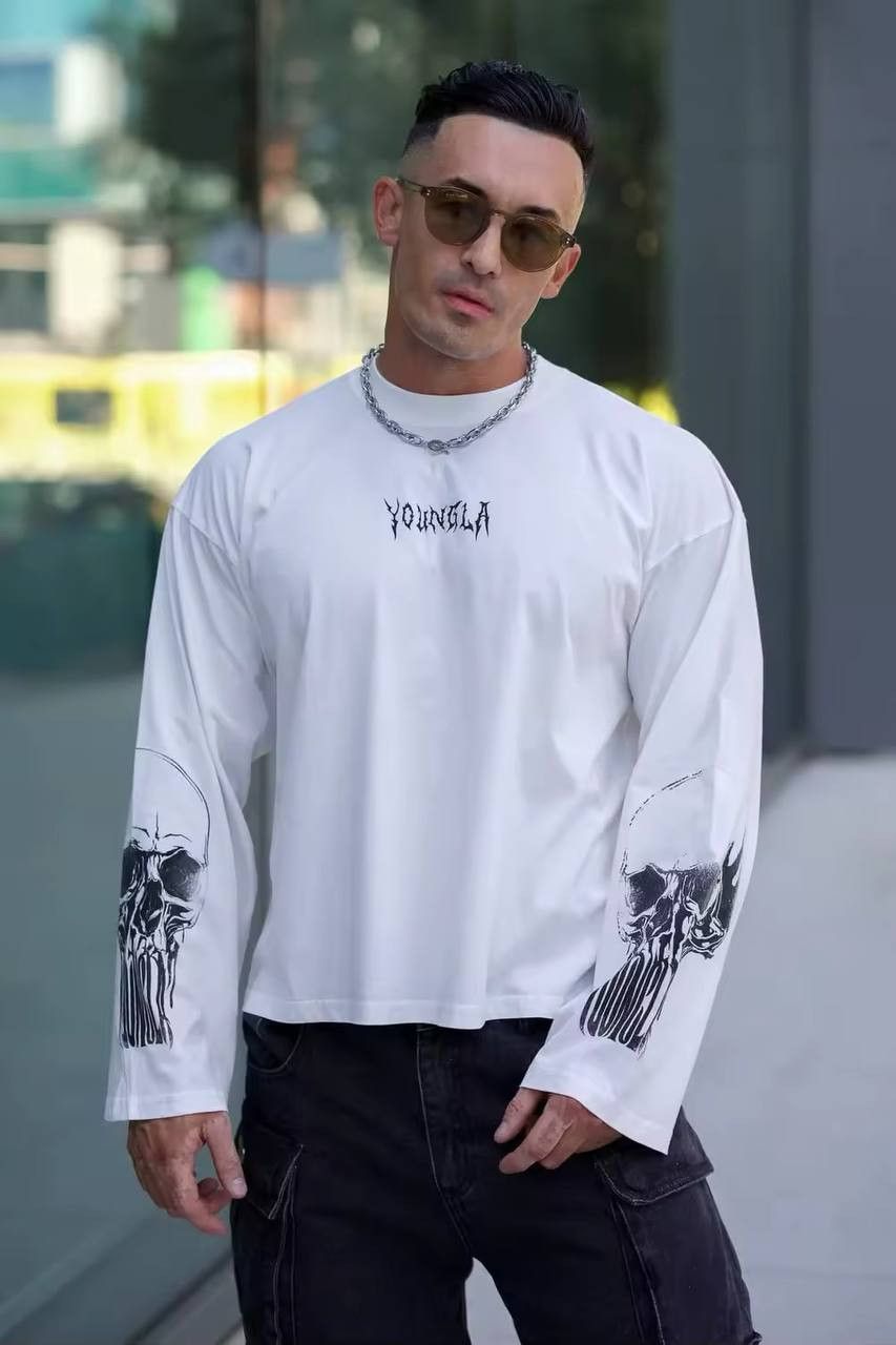 Long sleeve cotton t-shirt with round neckline