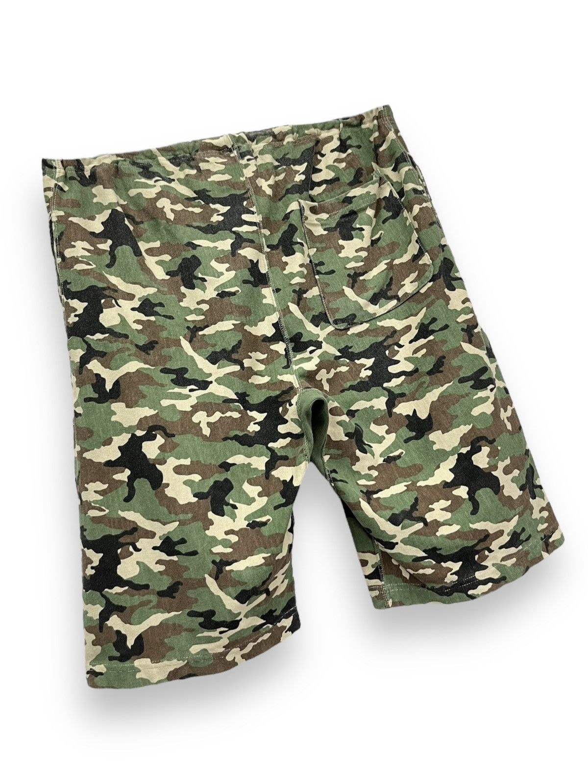 Stussy 🔥STUSSY INTERNATIONAL x CHAMPION Reverse Weave Camo Shorts Size US 34 / EU 50 - 7 Thumbnail