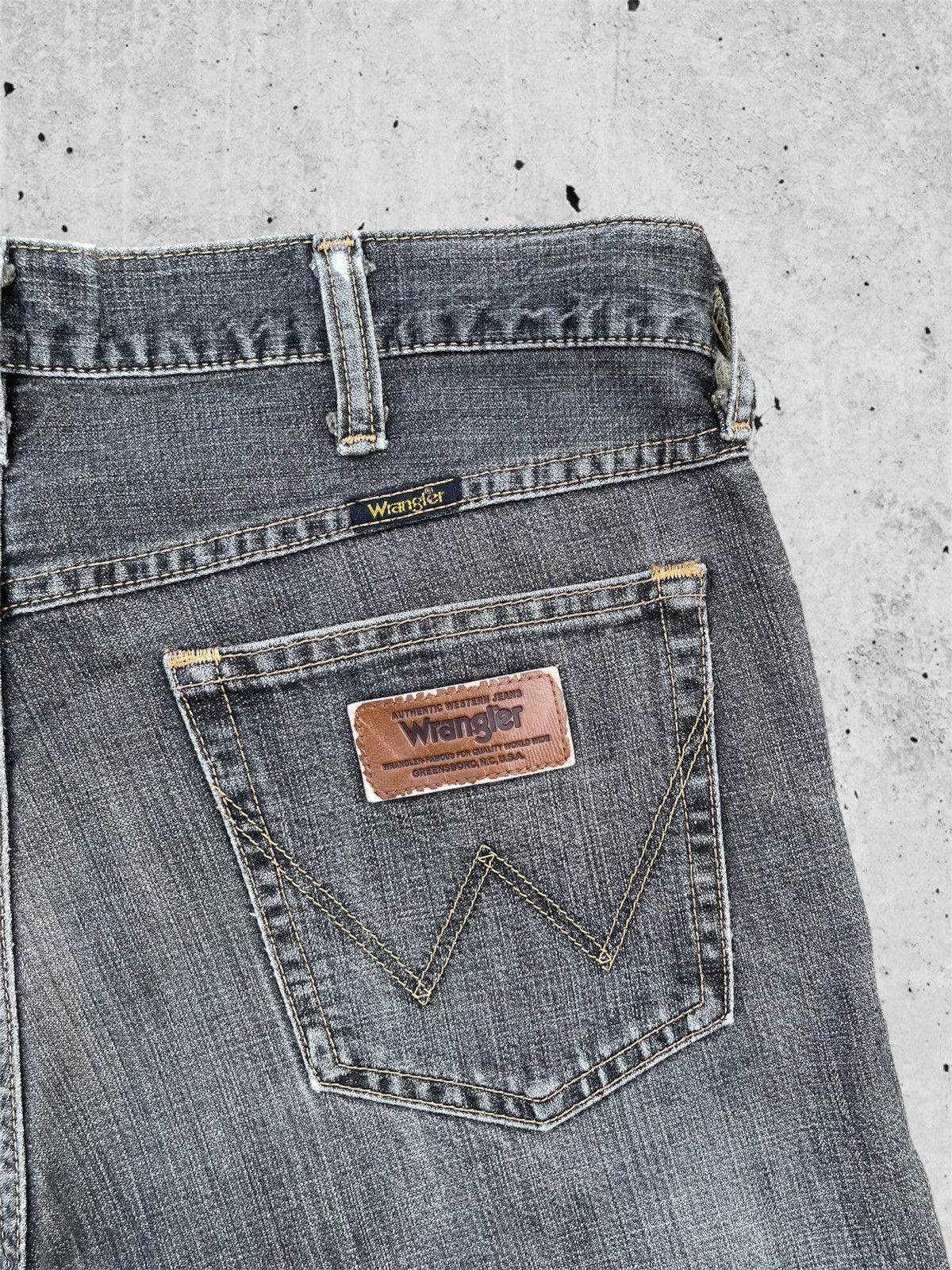 Jean × Wrangler 🔥 Wrangler Black Distressed Denim W34 🔥 Size US 34 / EU 50 - 11 Thumbnail