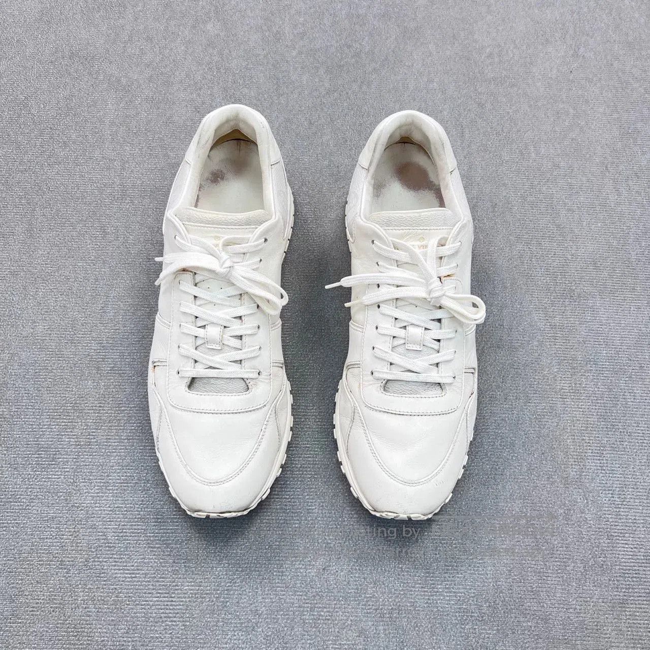 Louis Vuitton Louis Vuitton Run Away Monogram Sneakers. Size US 10 / EU 43 - 2 Thumbnail