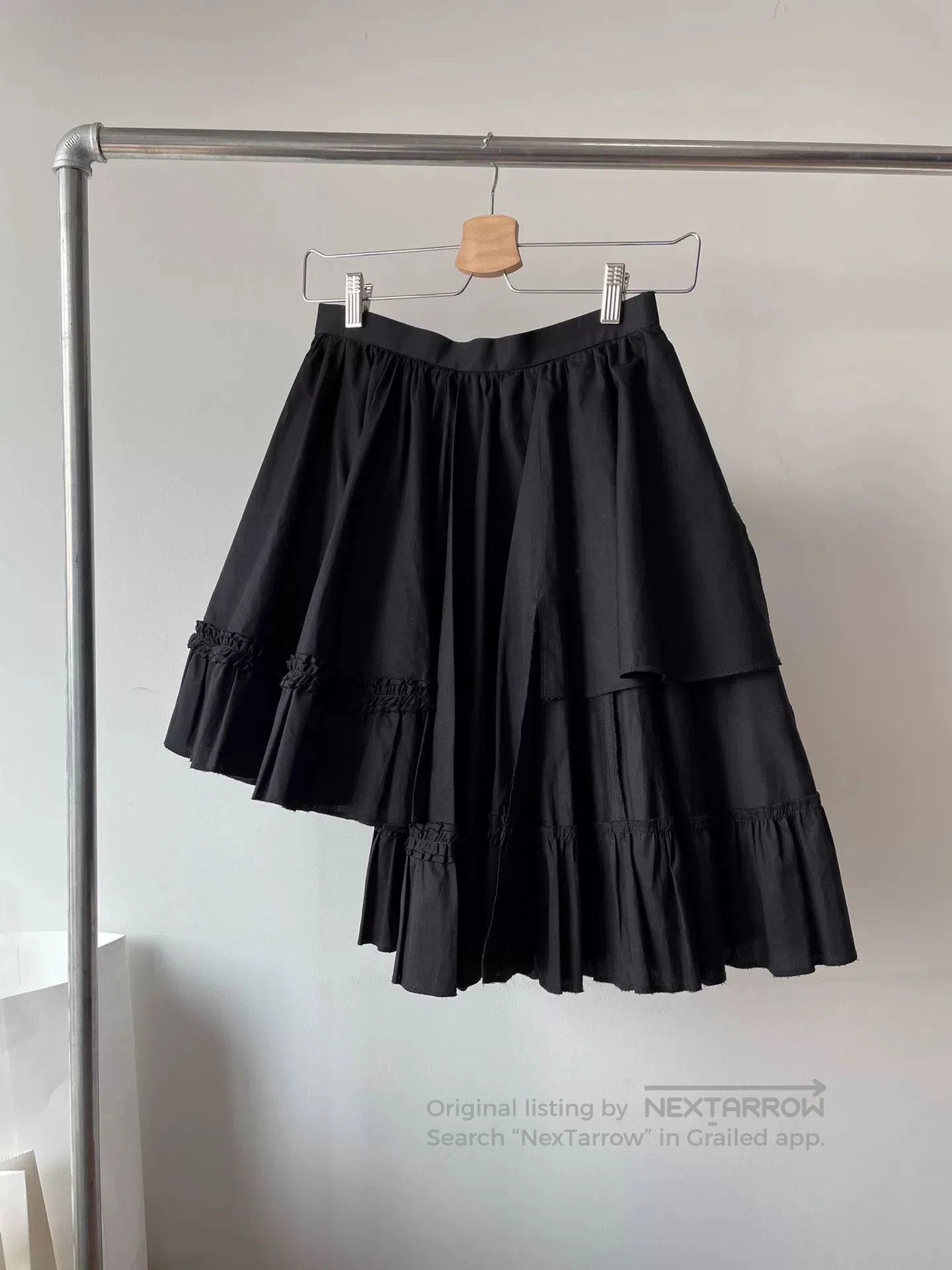 Comme des Garcons PLAY Comme des Garçons Asymmetric Layered Skirt. Size 35" - 2 Thumbnail