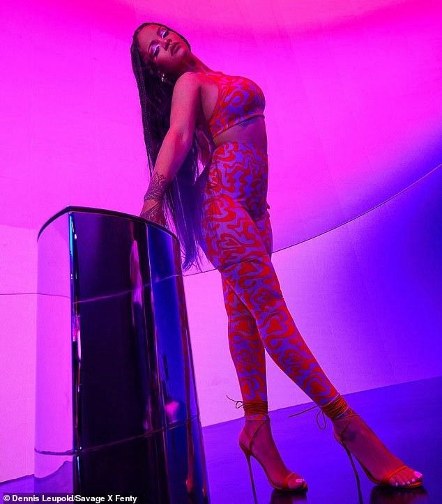 Fenty Fenty x Savage Hotline High Waist Mist Love Leggings Size 38" / US 16 / IT 52 - 4 Thumbnail