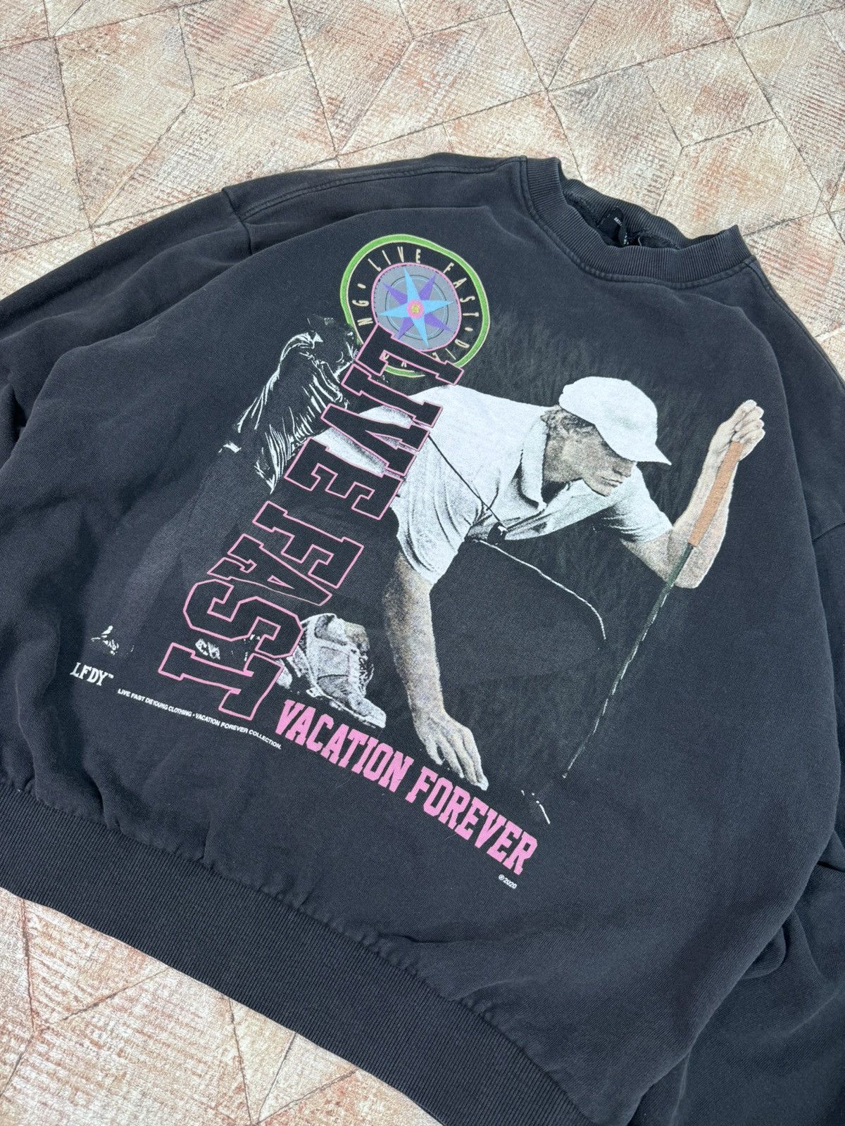 LFDY Life Fast Die Young Washed Oversize Crewneck LFDY Streetwear Size US L / EU 52-54 / 3 - 4 Thumbnail