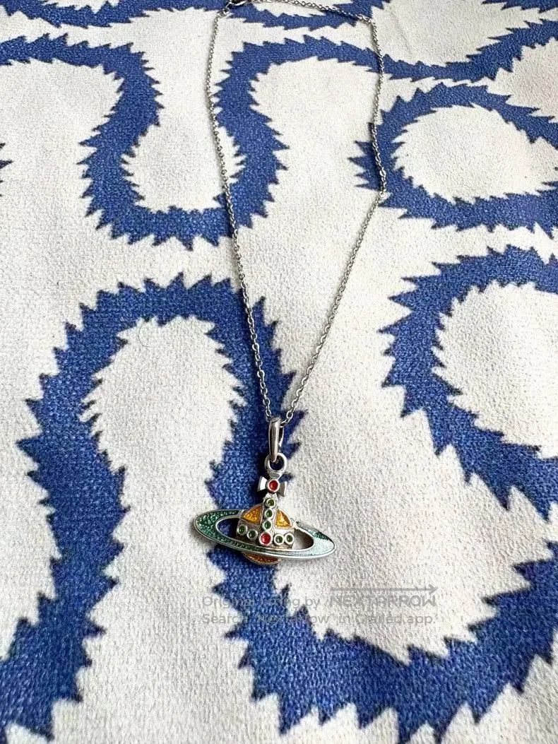 Vivienne Westwood Vivienne Westwood Saturn Pendant Necklace . Size ONE SIZE - 2 Thumbnail