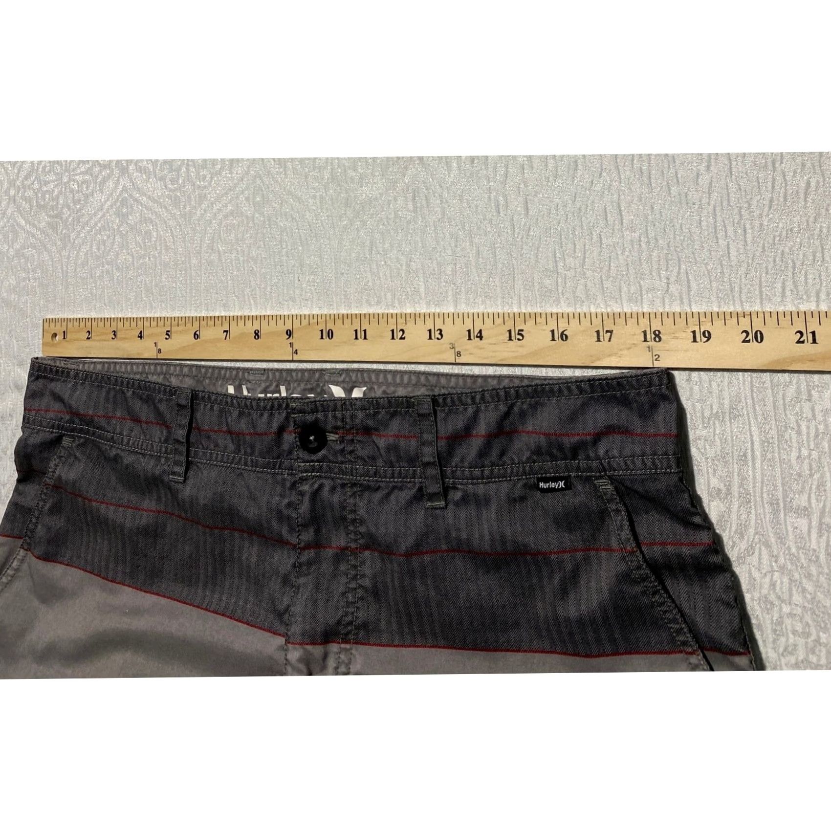 Hurley Hurley Mens Gray Striped Herringbone Board Shorts Size 36 MWS0000710 Surfing Beach Walk Shorts Size US 36 / EU 52 - 4 Thumbnail