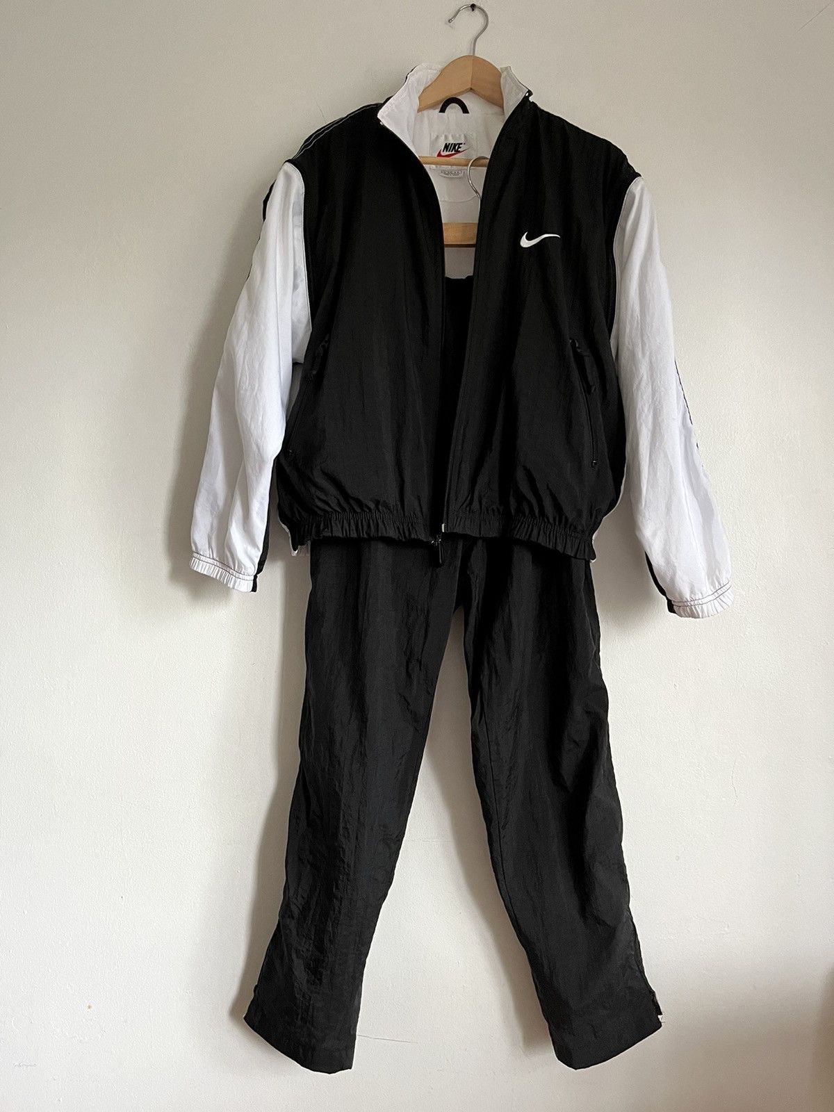 Nike × Vintage Nike Tracksuit Black & White Set Removable Sleeves Size M / US 6-8 / IT 42-44 - 5 Thumbnail