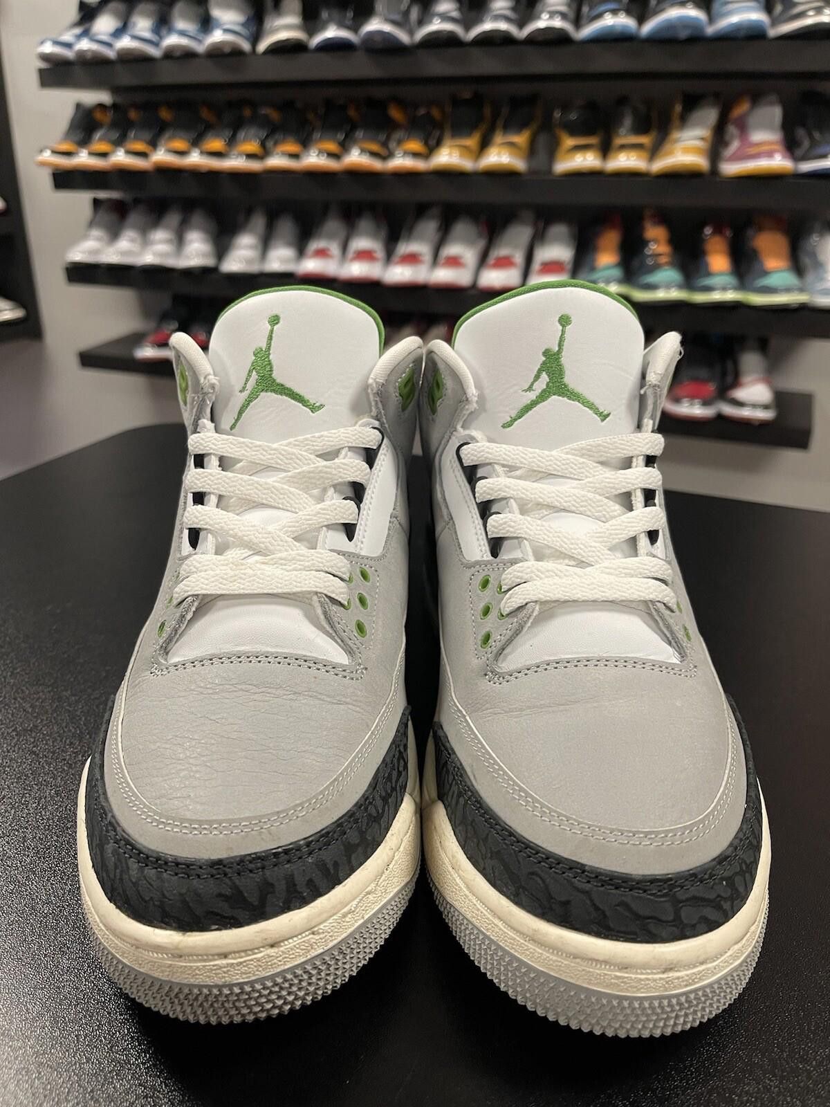 Jordan Brand Size 10 - Nike Air Jordan 3 Retro Chlorophyll 136064-006 OG Size US 10 / EU 43 - 2 Thumbnail