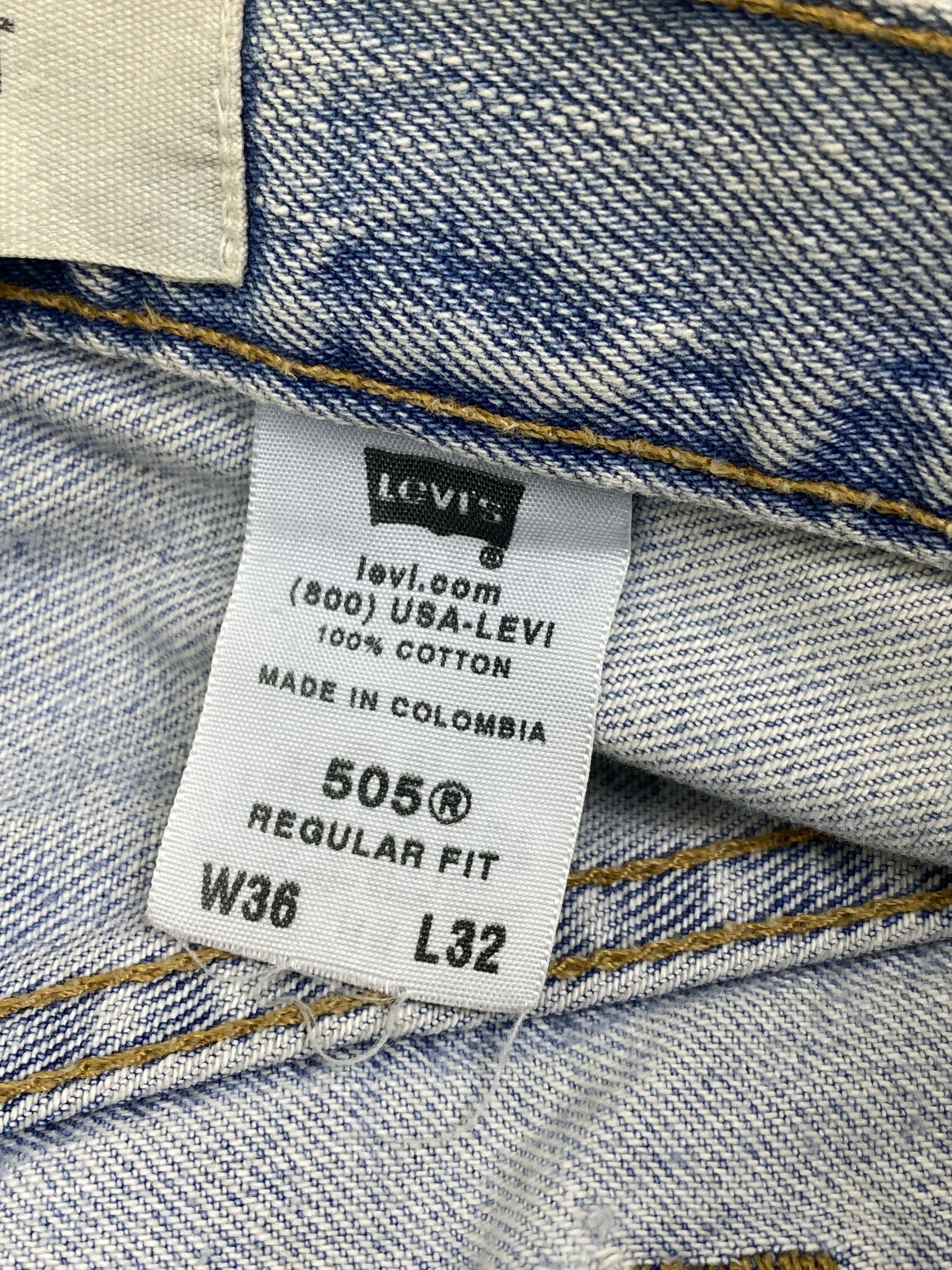 Levi's × Vintage Vintage Levis 505 Rusty Light Blue Jeans Size US 35 - 7 Thumbnail