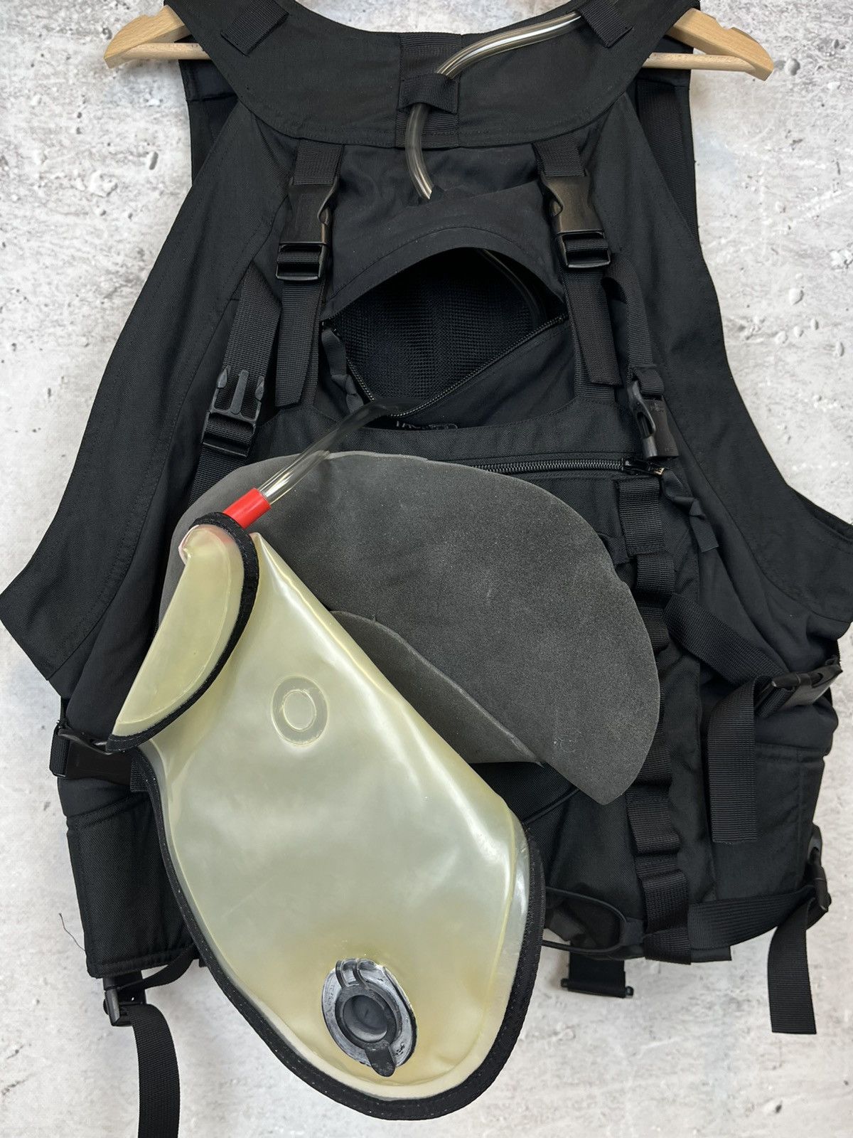 The North Face TNF Black The North Face Men’s XL OG RTG Vest Size US XL / EU 56 / 4 - 11 Thumbnail