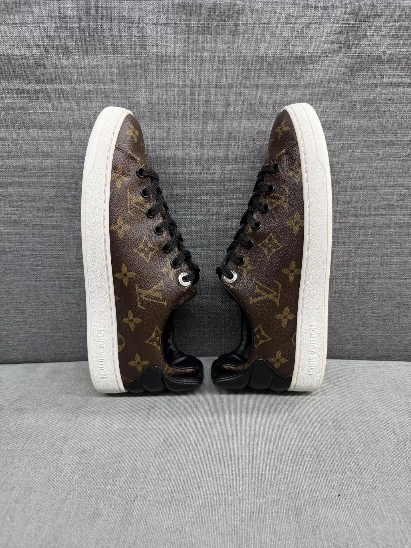 Louis Vuitton LV Monogram AOP Sneakers UK4.5 EU38.5 99New Size US 8 / IT 38 - 4 Thumbnail