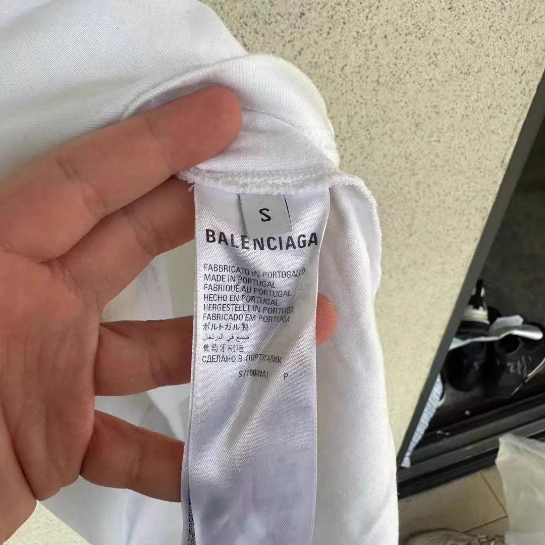Balenciaga Balenciaga Graffiti SS Tee OS S NWT Size S / US 4 / IT 40 - 4 Thumbnail