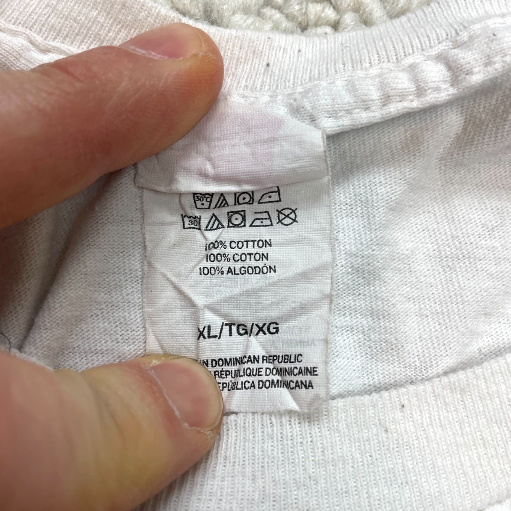 Hanes Hanes Shirt Mens XL White Hawaii Island Paradise Logo Short Sleeve Crew Cotton Size US XL / EU 56 / 4 - 5 Thumbnail