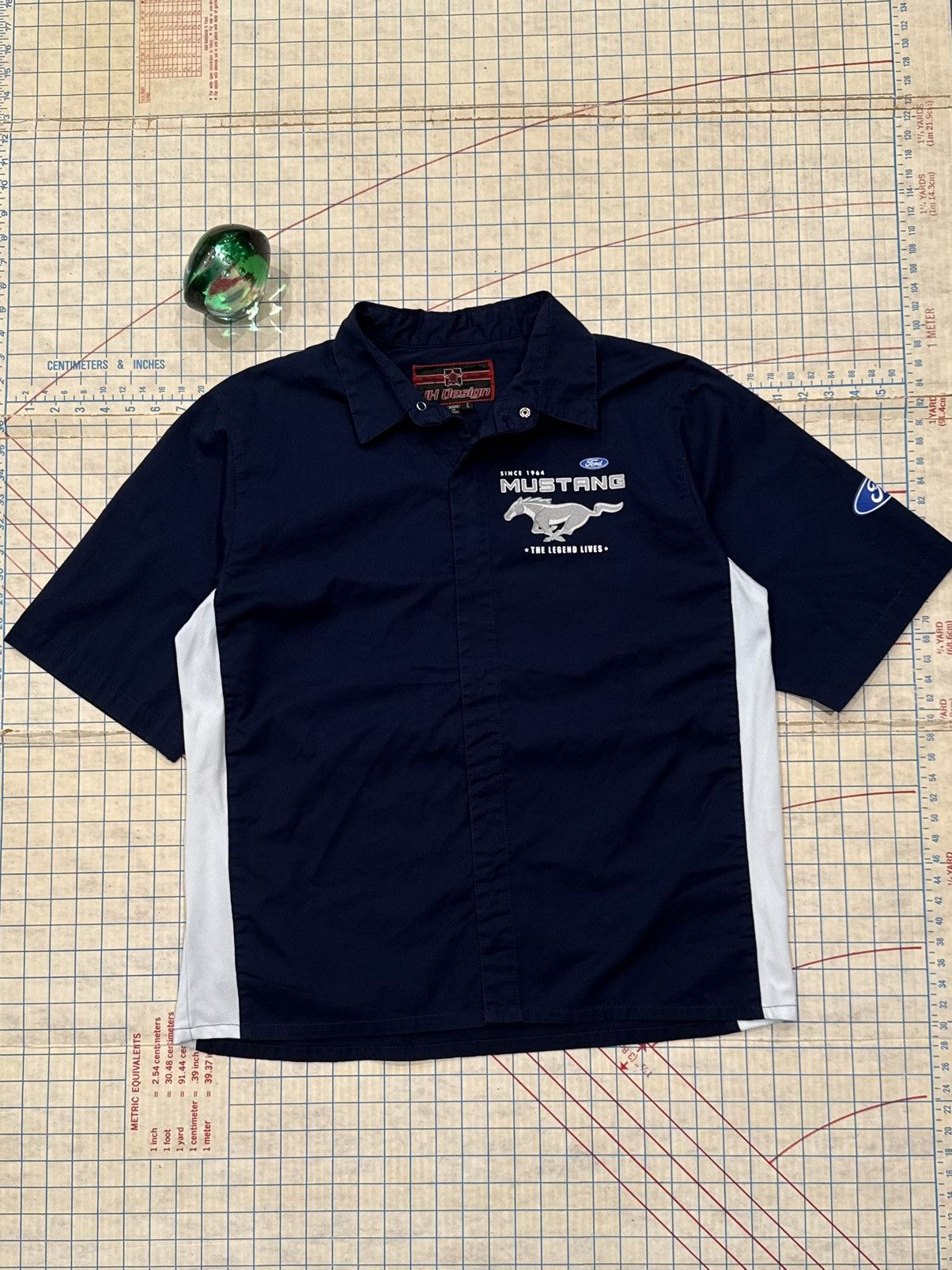 Jeff Hamilton Jeff Hamilton Ford Mustang Short Sleeve Button Up Mens Large Size US L / EU 52-54 / 3 - 2 Thumbnail