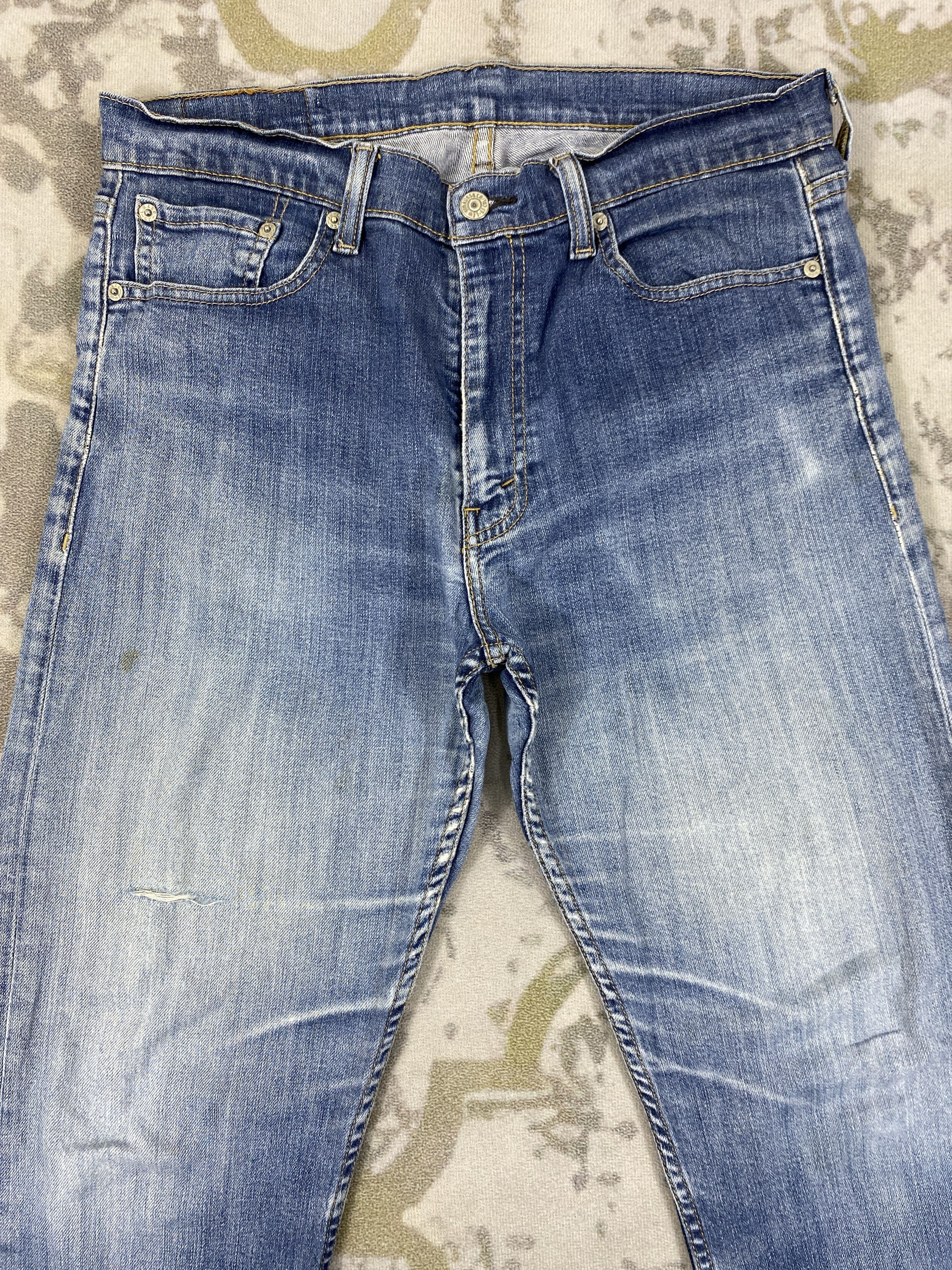 Levi's Faded Blue Vintage Levi's Jeans 33x30 Denim- JN3593 Size US 33 - 3 Thumbnail