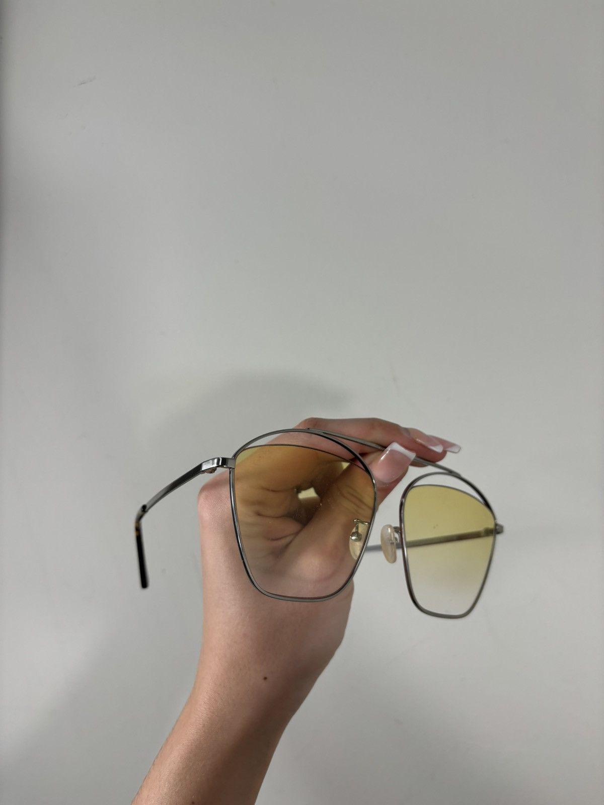 Alexander McQueen Alexander McQueen Yellow Lens Luxury Aviator Sunglasses Size ONE SIZE - 10 Thumbnail
