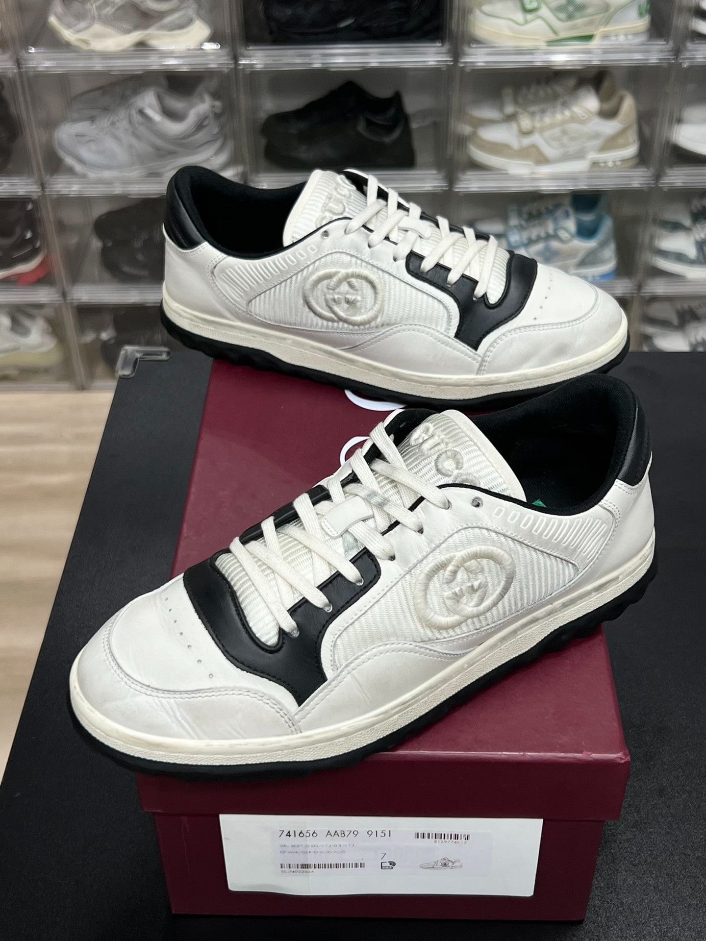 Gucci Gucci White Lowtop Sneakers 8 Men Size US 8 / EU 41 - 1 Thumbnail