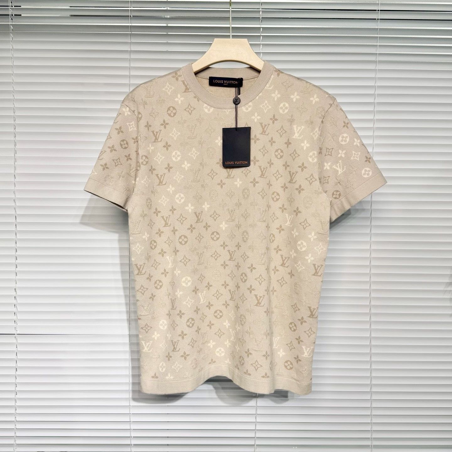 Louis Vuitton LV Monogram Knit Short Sleeve SS26 Size US M / EU 48-50 / 2 - 1 Thumbnail