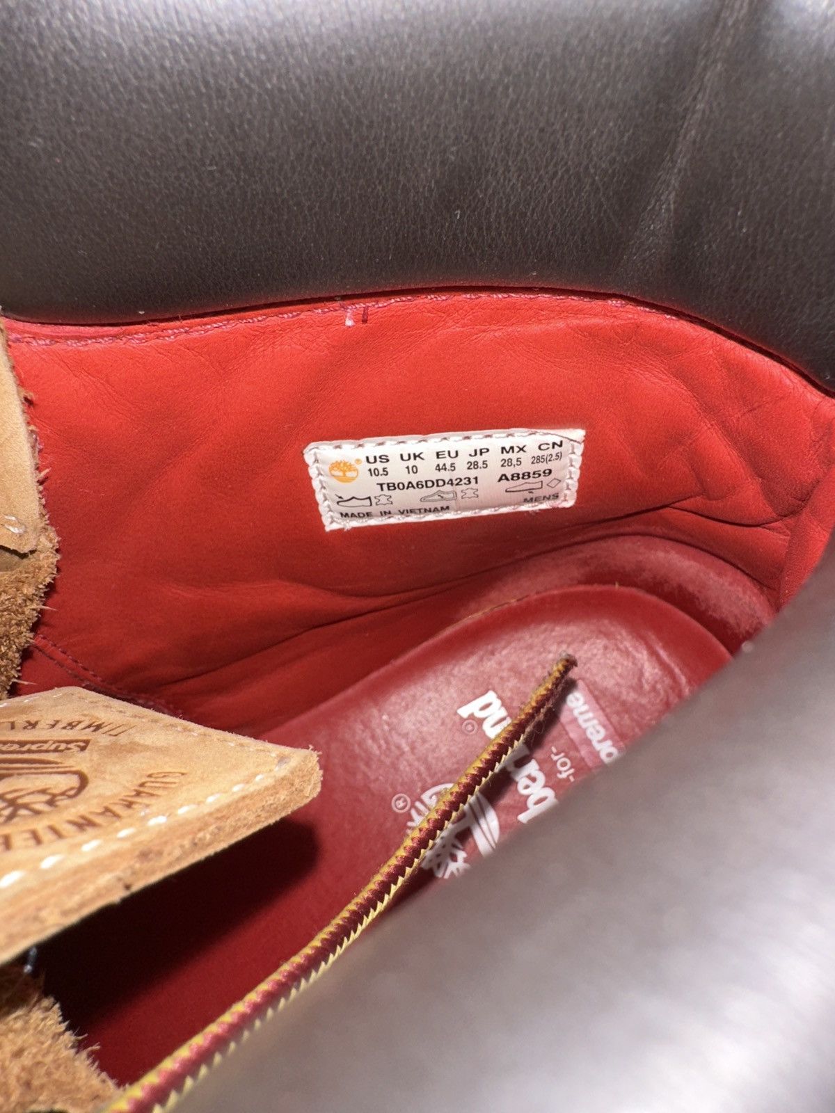 Supreme × Timberland Supreme x Timberland 6” Boots Size US 10.5 / EU 43-44 - 10 Thumbnail