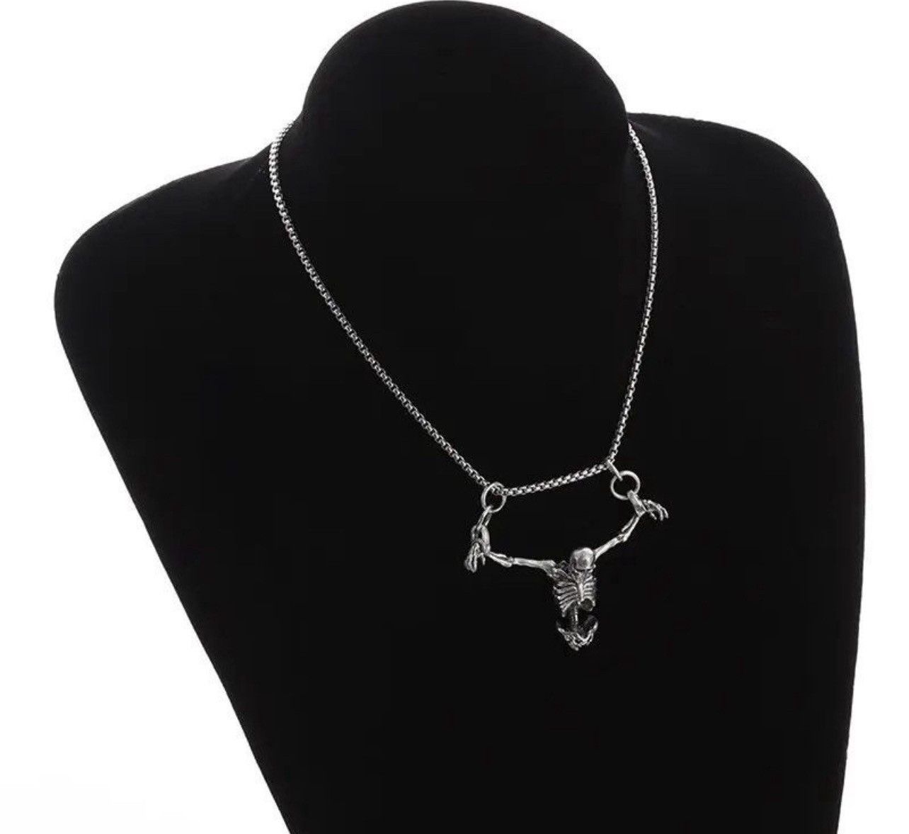 Jewelry Upper Body Skull Pendant Necklaces Size ONE SIZE - 3 Thumbnail