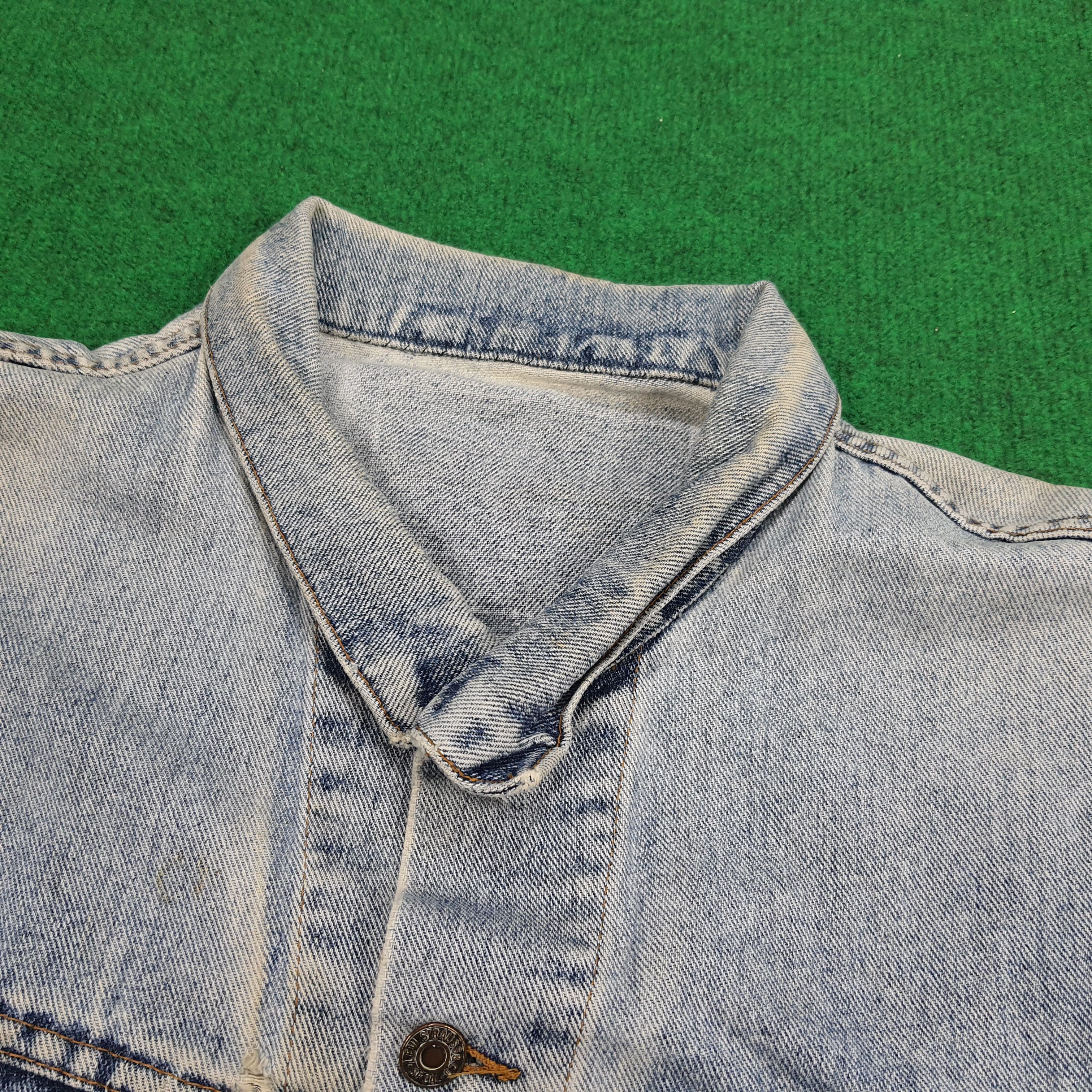 Japanese Brand × Levi's × Vintage Vintage Levi's Custom Number Nine Logo Denim Jacket Size US L / EU 52-54 / 3 - 4 Thumbnail