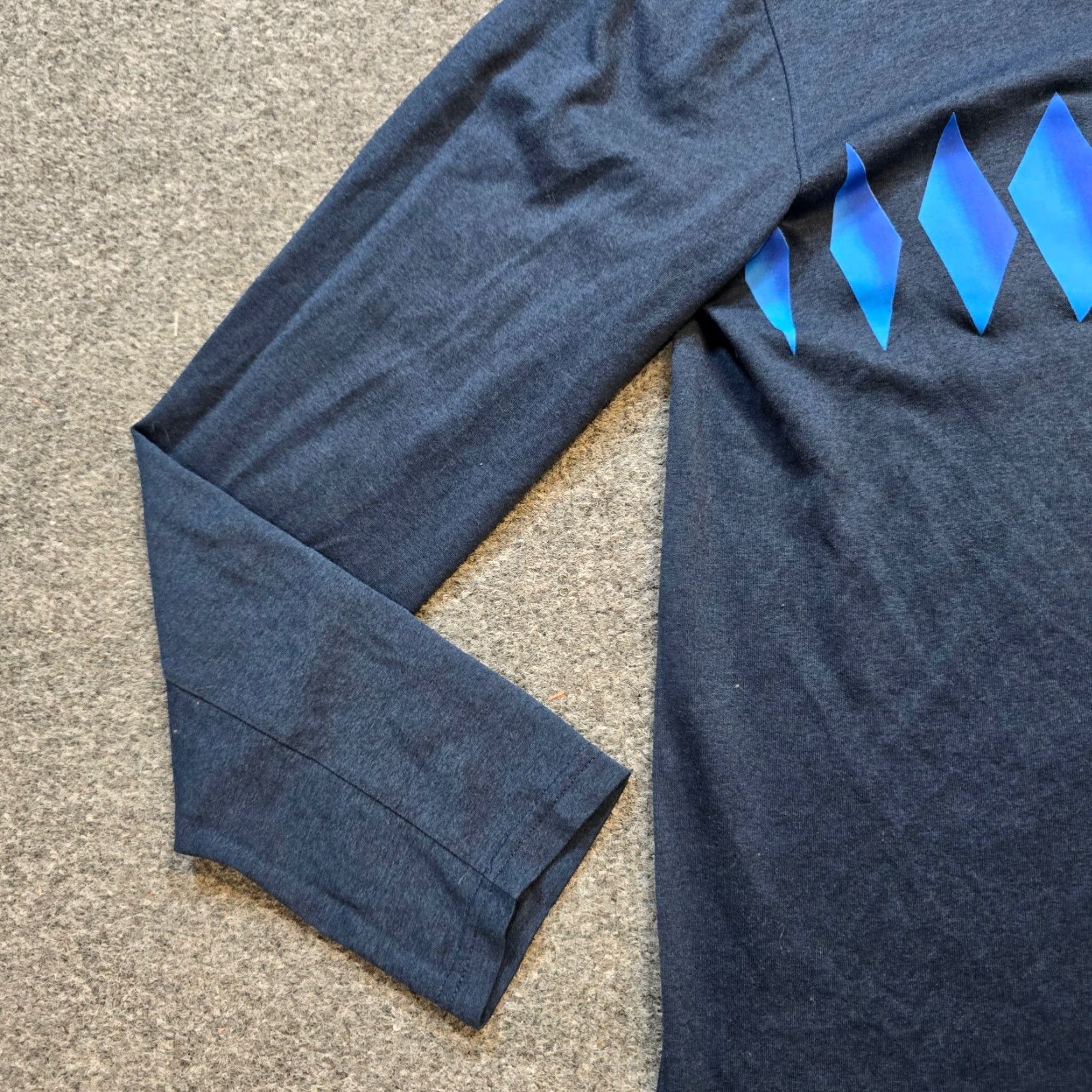 Nike Nike Shirt Mens Small Blue Drifit USA America Long Sleeve Stretch Performance Size US S / EU 44-46 / 1 - 4 Thumbnail