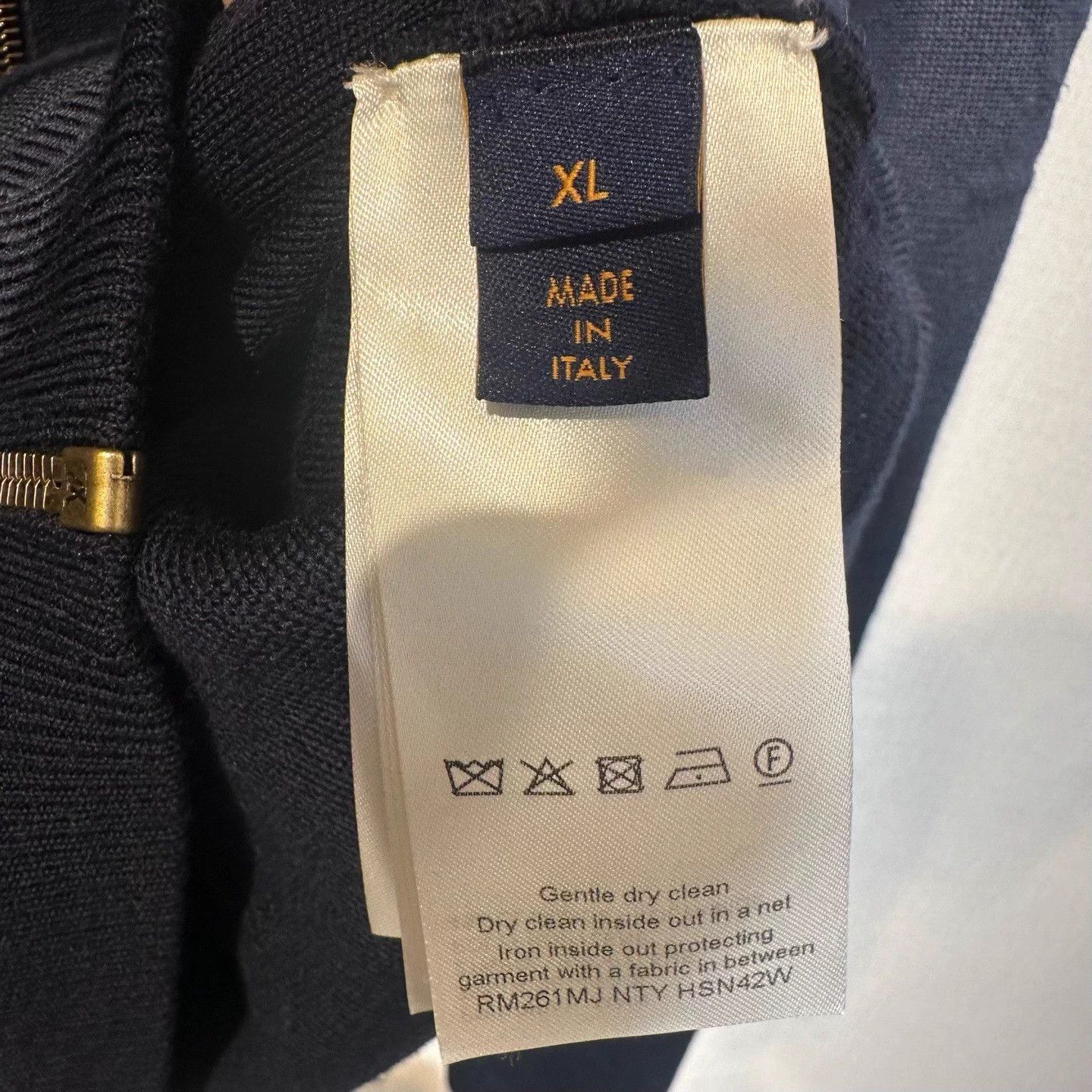 Louis Vuitton LV Wool Textured Navy Embossed Logo Jacket Size US XL / EU 56 / 4 - 4 Thumbnail