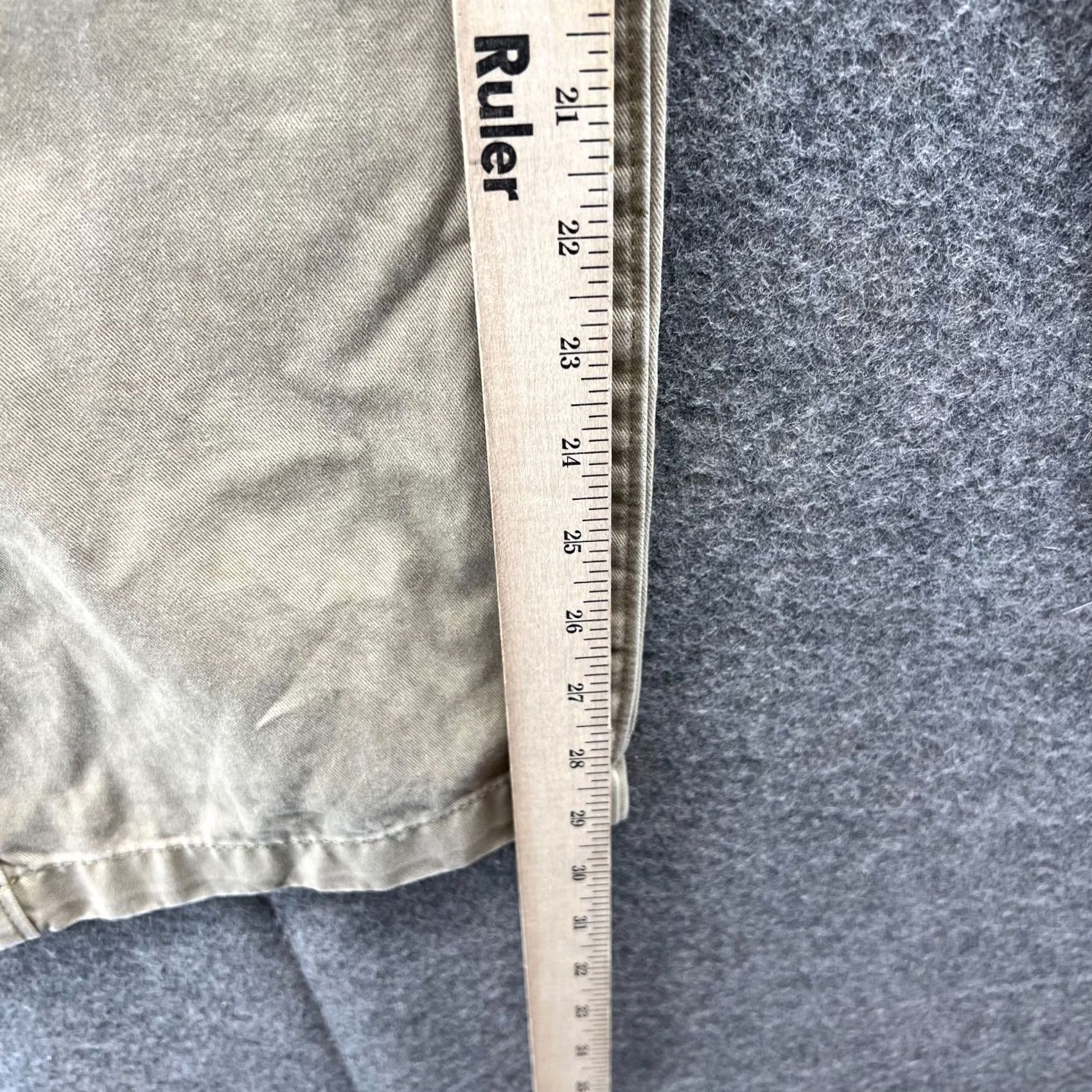 Eddie Bauer Eddie Bauer Pants Men 35x30 Chino Flat Front Beige Cotton Canvas / Regular Rise / Button Closure / Pockets / Straight Leg / Size 35 Beach? Size US 35 - 6 Thumbnail
